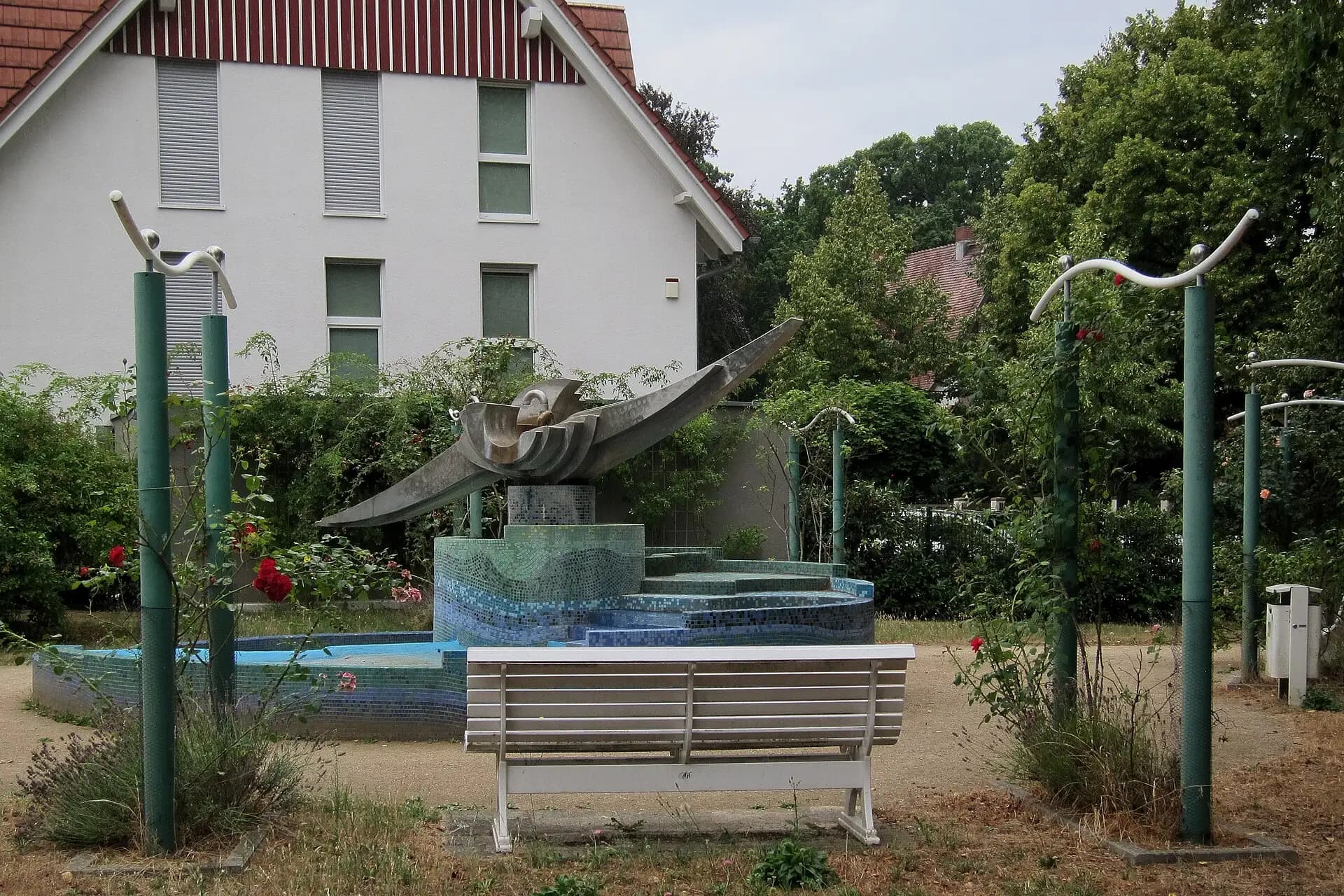 Platz mit Brunnen in Dreieich-Buchschlag