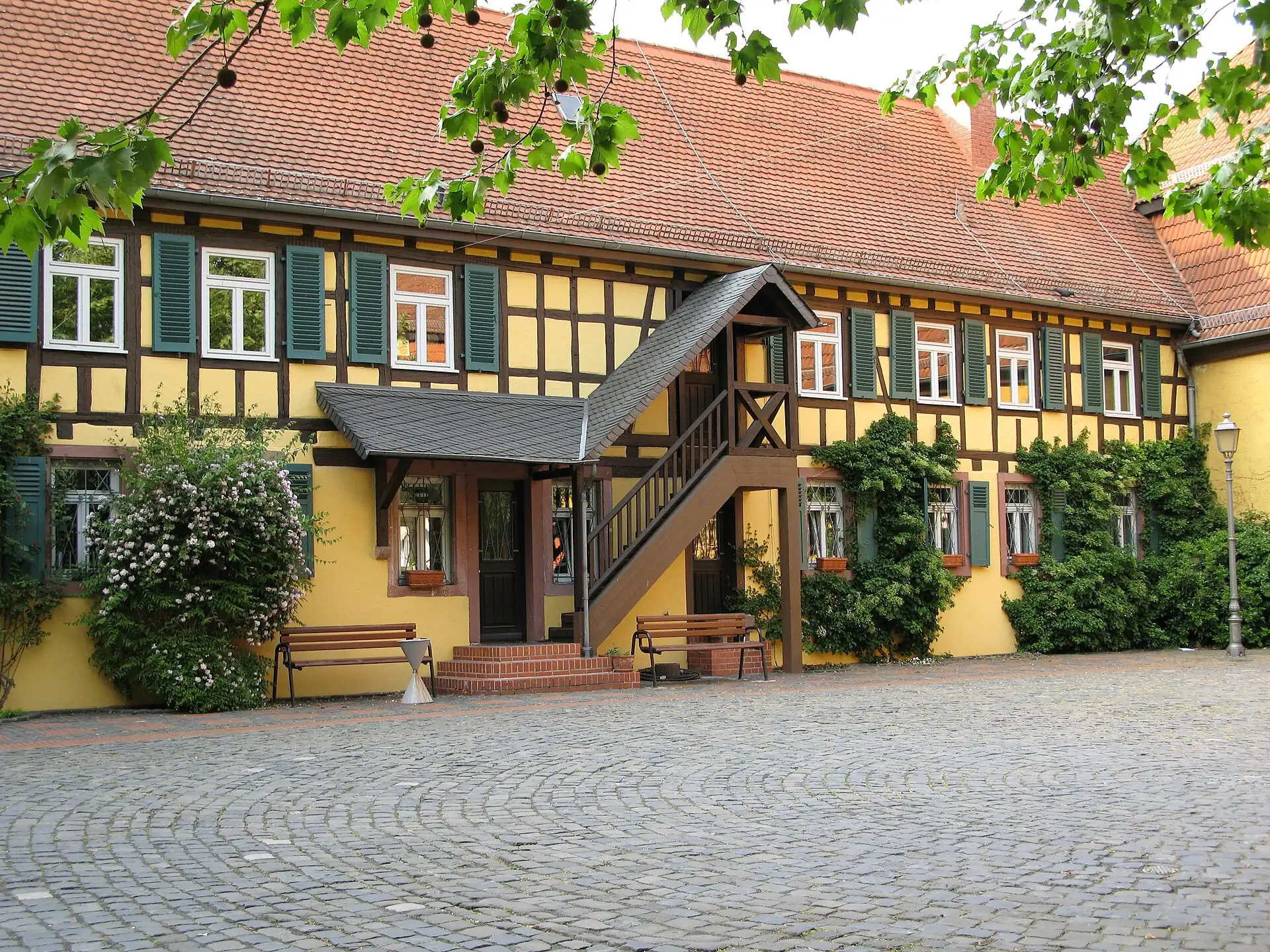Innenhof des Alten Posthofs in Hattersheim am Main