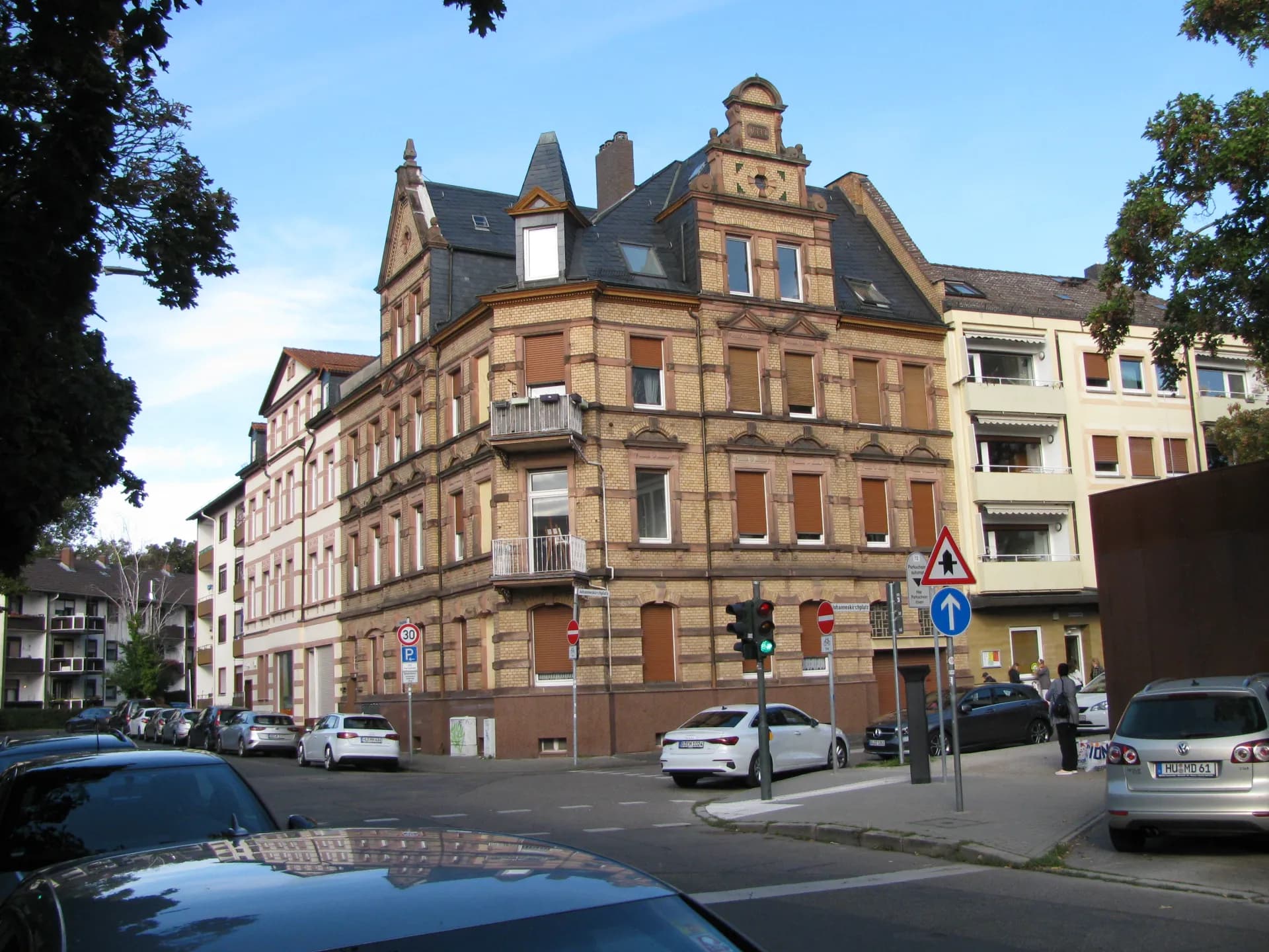 Gründerzeitliches Eckhaus in der Ramsaystraße in Hanau
