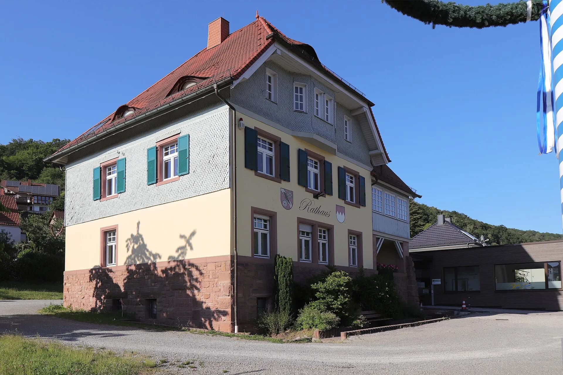 Rathaus am Mühlbach in Waldaschaff