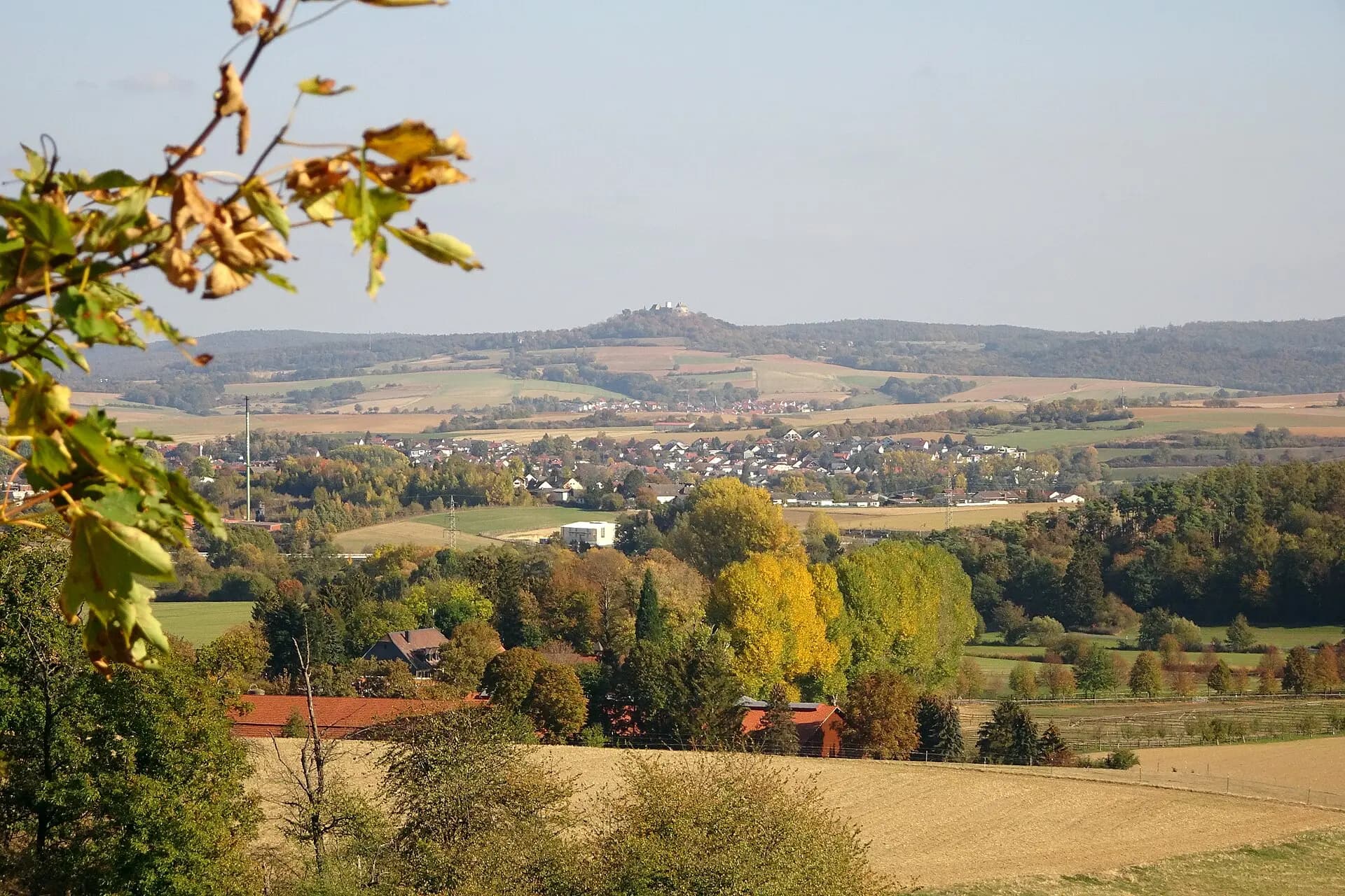 Reinheimer Hügelland mit Blick zum Otzberg