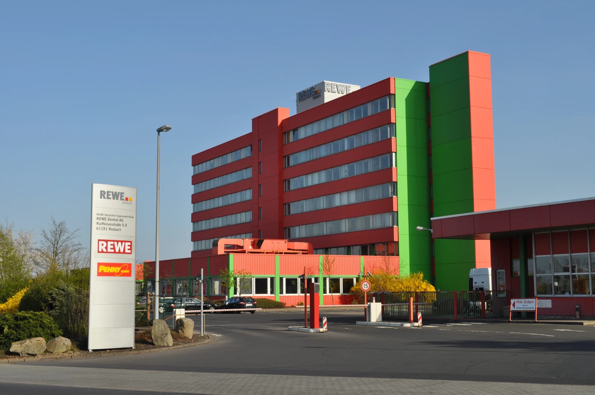 REWE-Zentrallager in Rosbach vor der Höhe