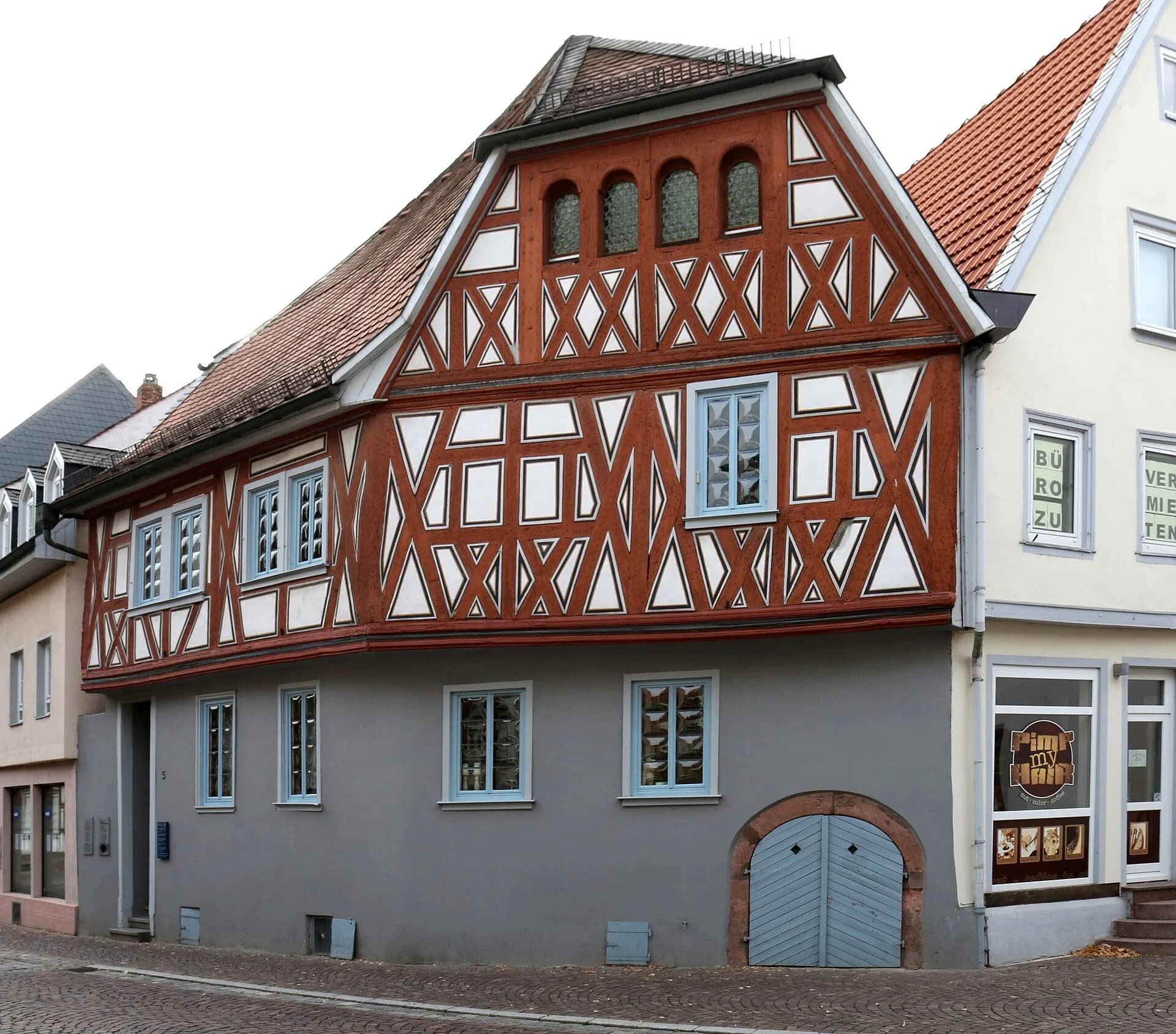 Längsseite Rheingaustraße 5 in Dieburg