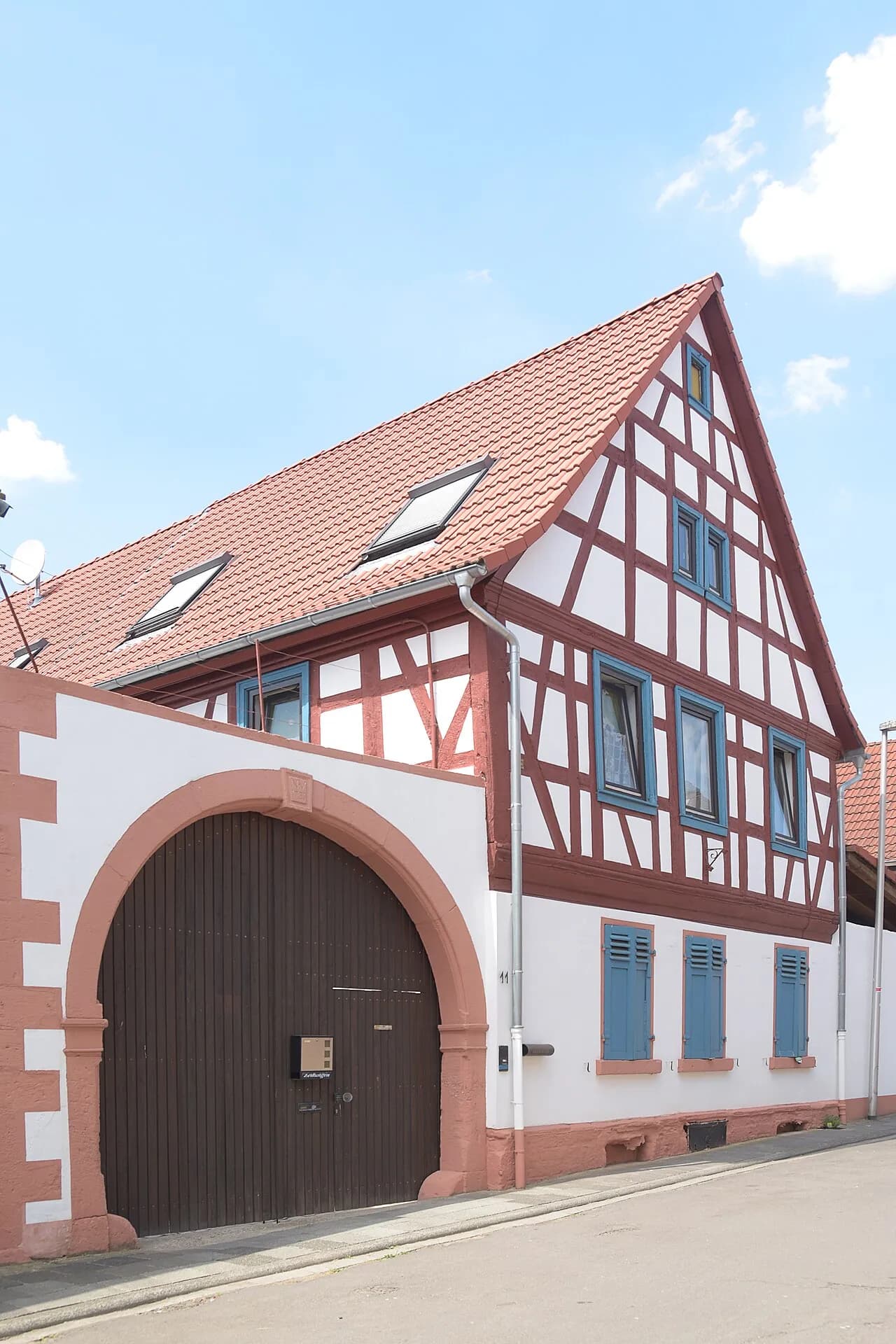 Fachwerkhof in der Dorfstraße in Richen