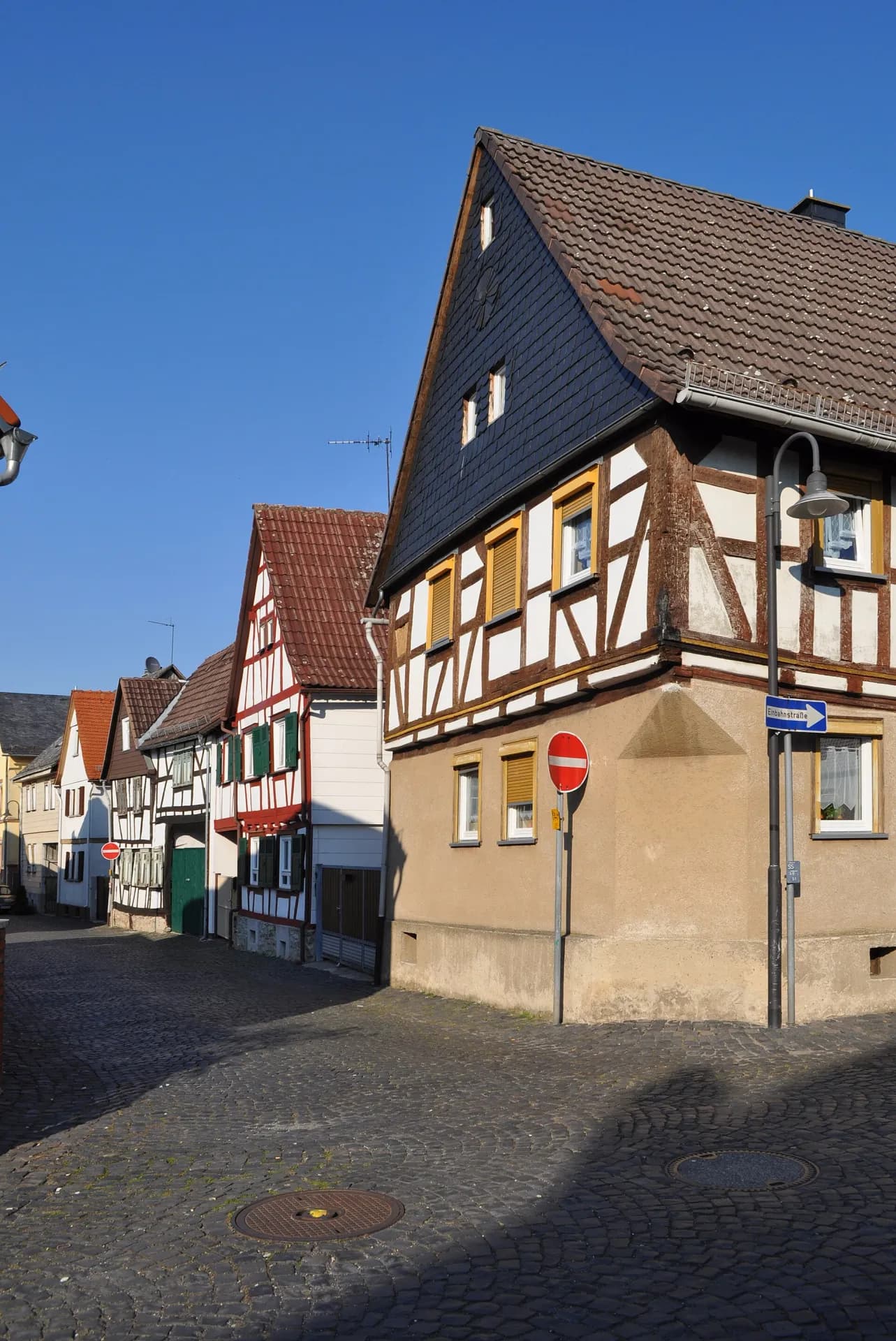Fachwerkzeile an der Königstraße in Rodheim, Rosbach vor der Höhe