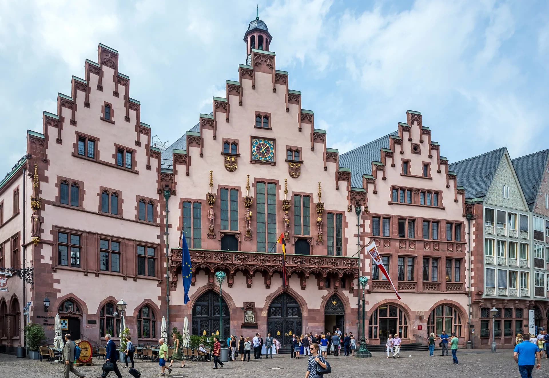 Römerfassade vom Römerberg aus in der Frankfurter Altstadt