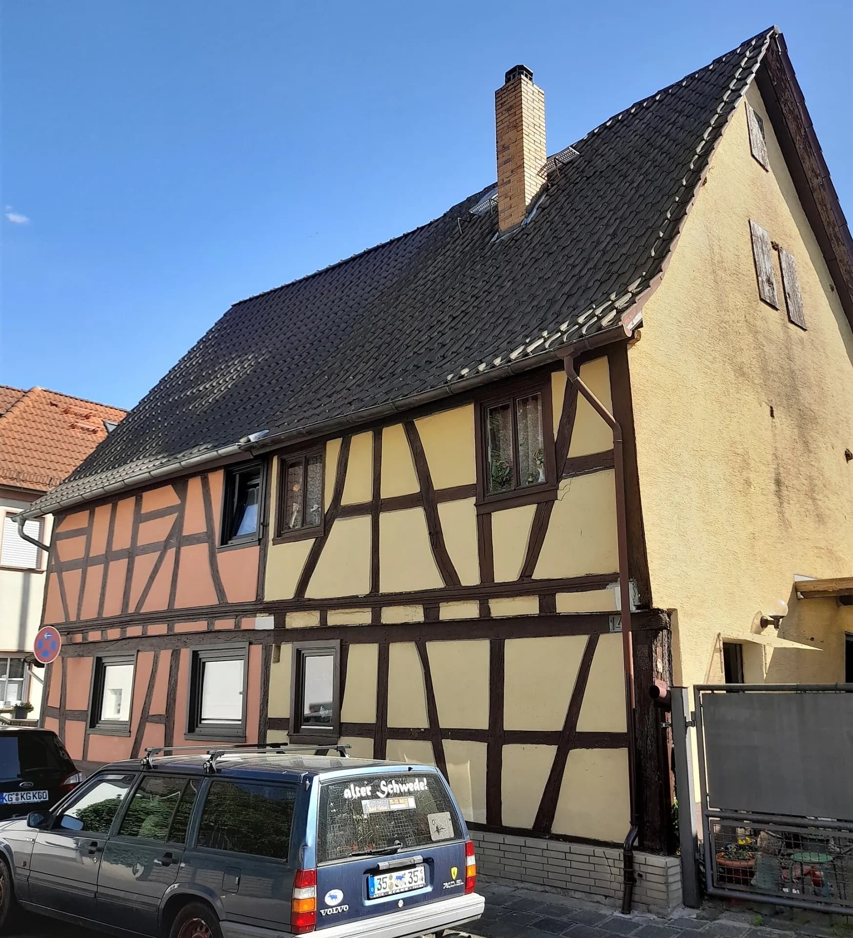 Fachwerkhaus in der Römerstraße 12/14 in Hainburg-Klein-Krotzenburg
