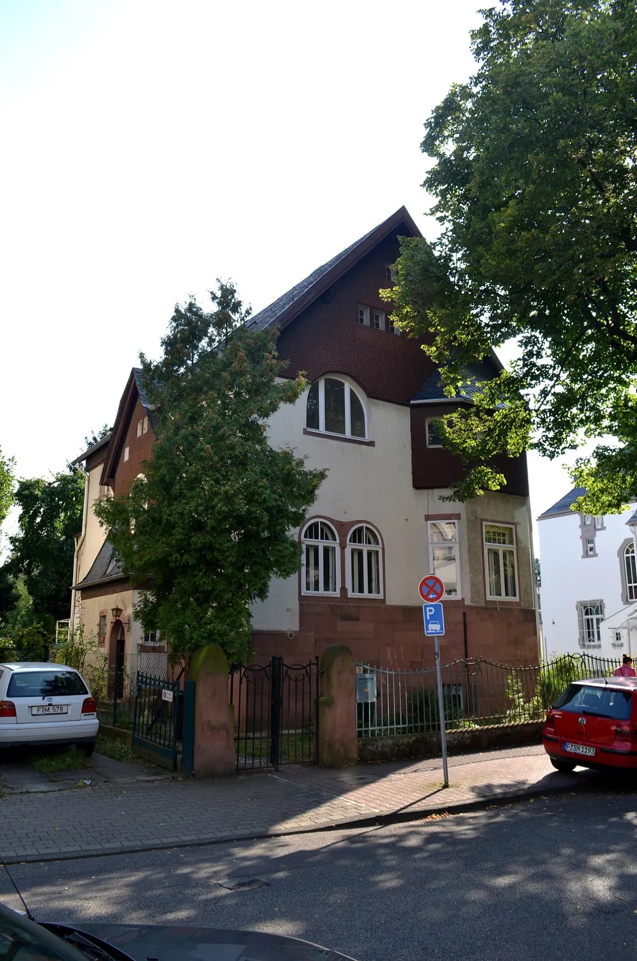 Eckvilla in der Roseggerstraße in Frankfurt Dornbusch