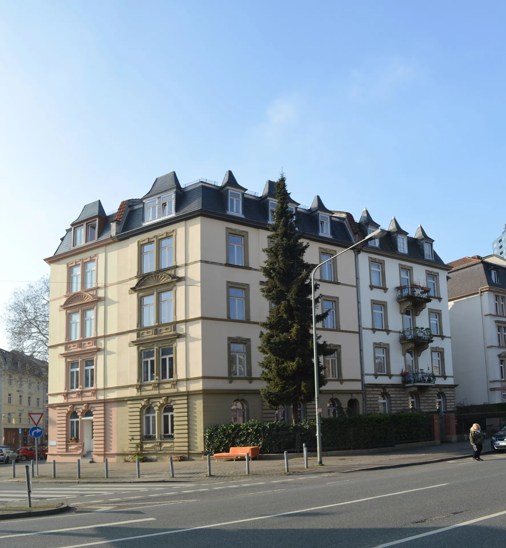 Eckensemble an der Rothschildallee im Frankfurter Nordend