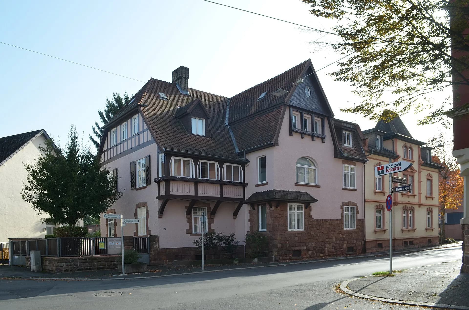 Villa an der Rumpenheimer Straße in Offenbach-Bürgel