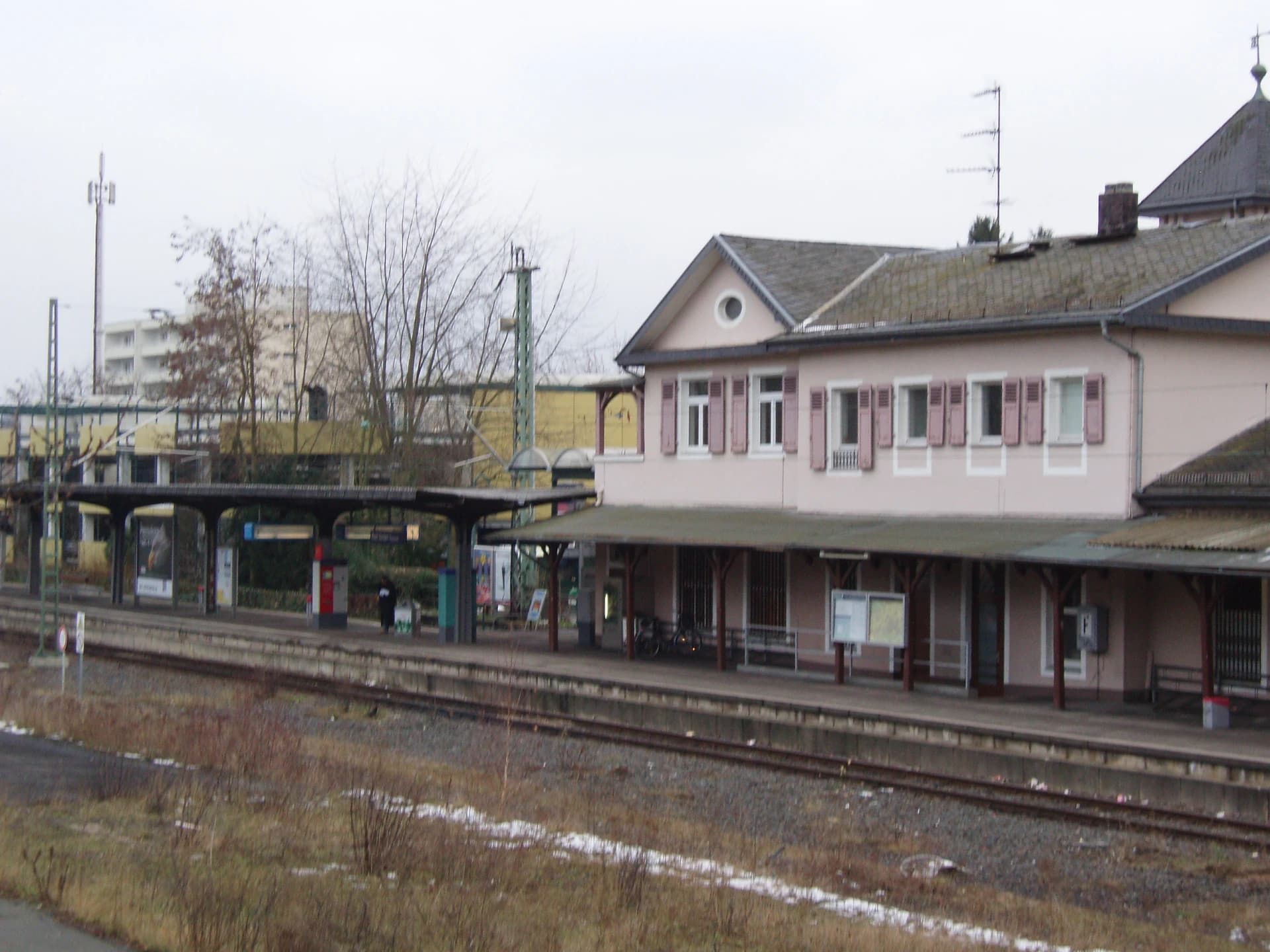 S-Bahnhof Bad Soden am Taunus mit Bahnsteig