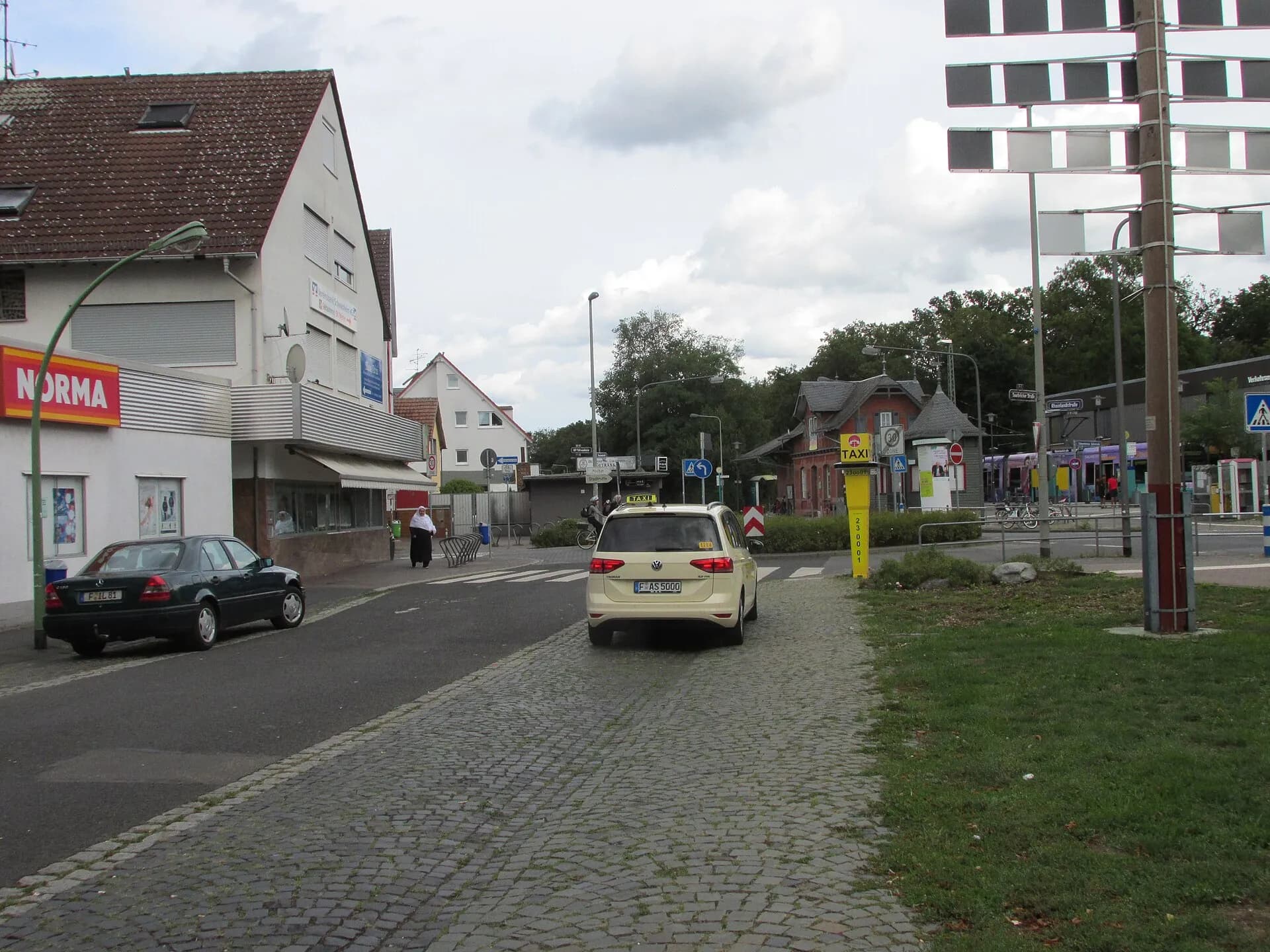 Saarbrücker Straße in Frankfurt Schwanheim