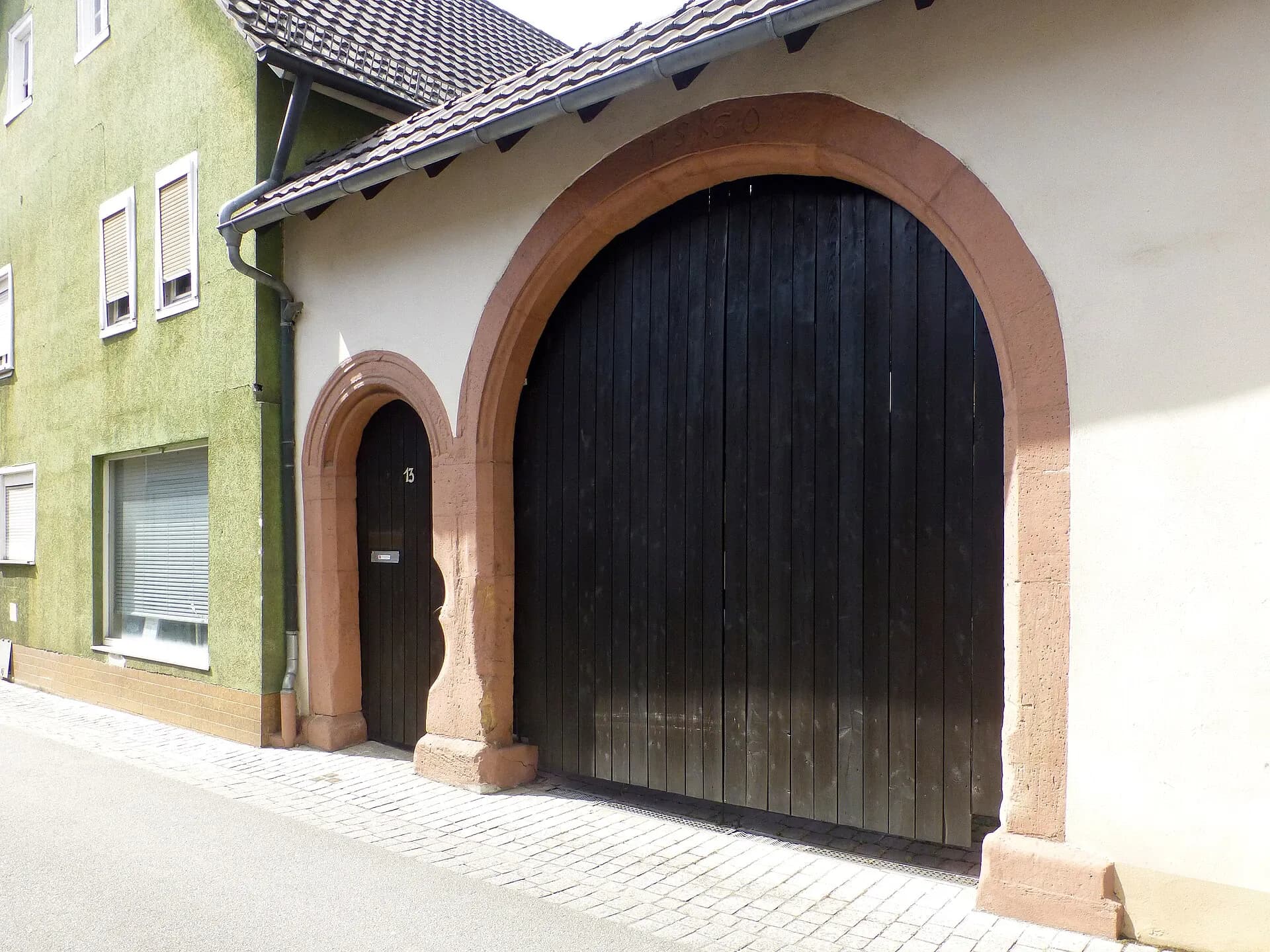 Sandsteintor in der Sackgasse 13 in Babenhausen
