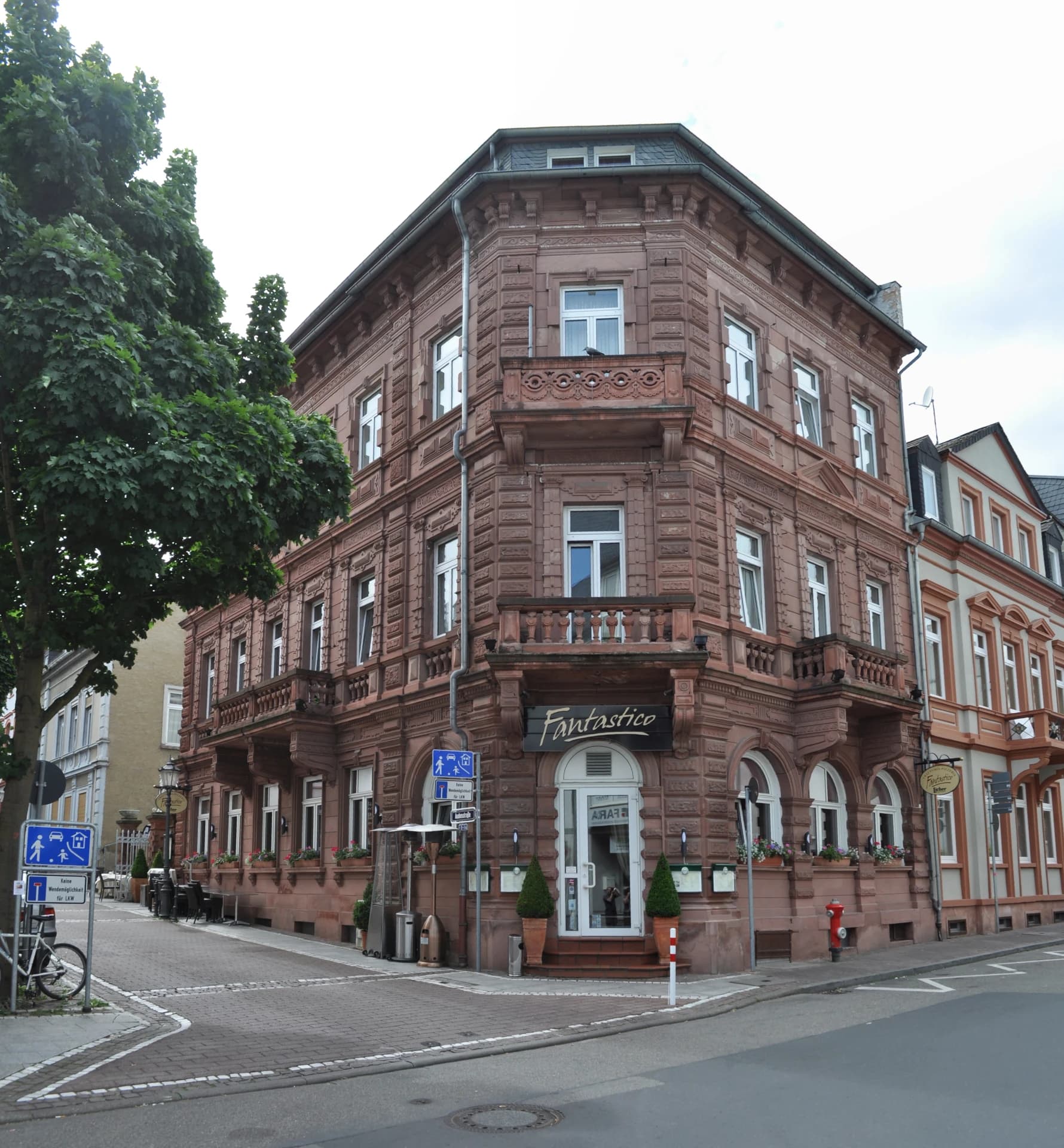 Sandsteinhaus an der Audenstraße in Bad Homburg