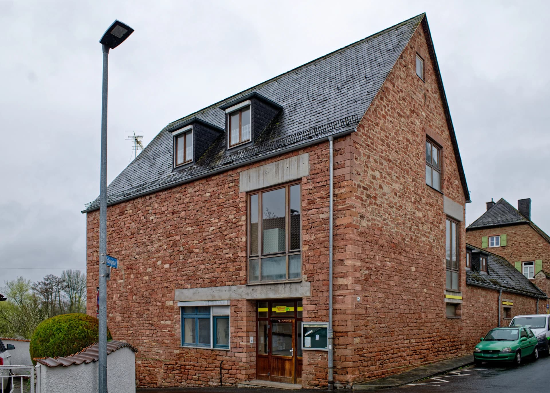 Sandsteinhaus in der Nebenstraße 27 in Großkrotzenburg