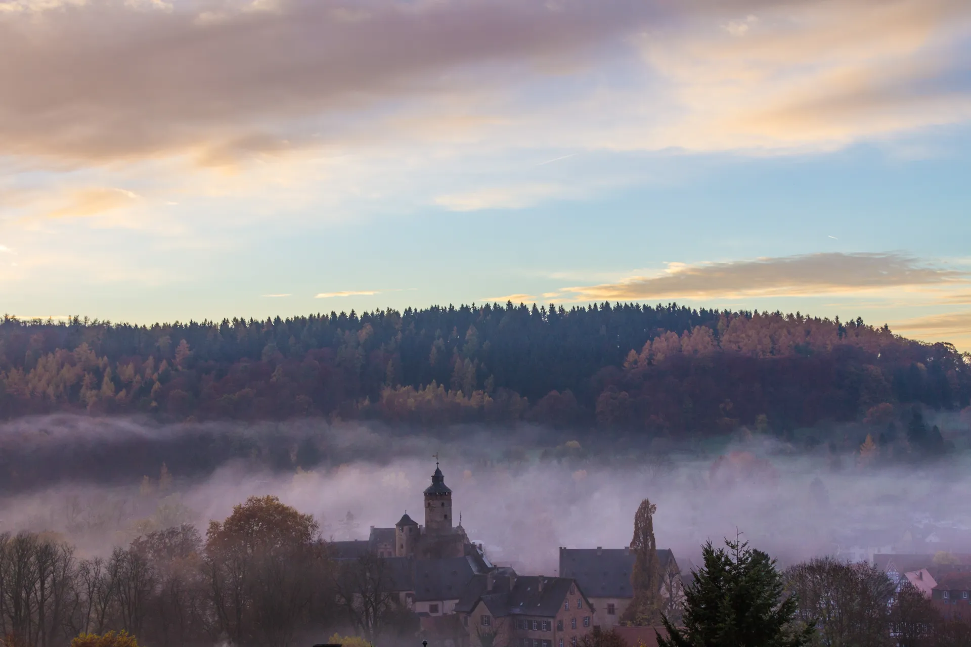 Schloss Büdingen im Nebel
