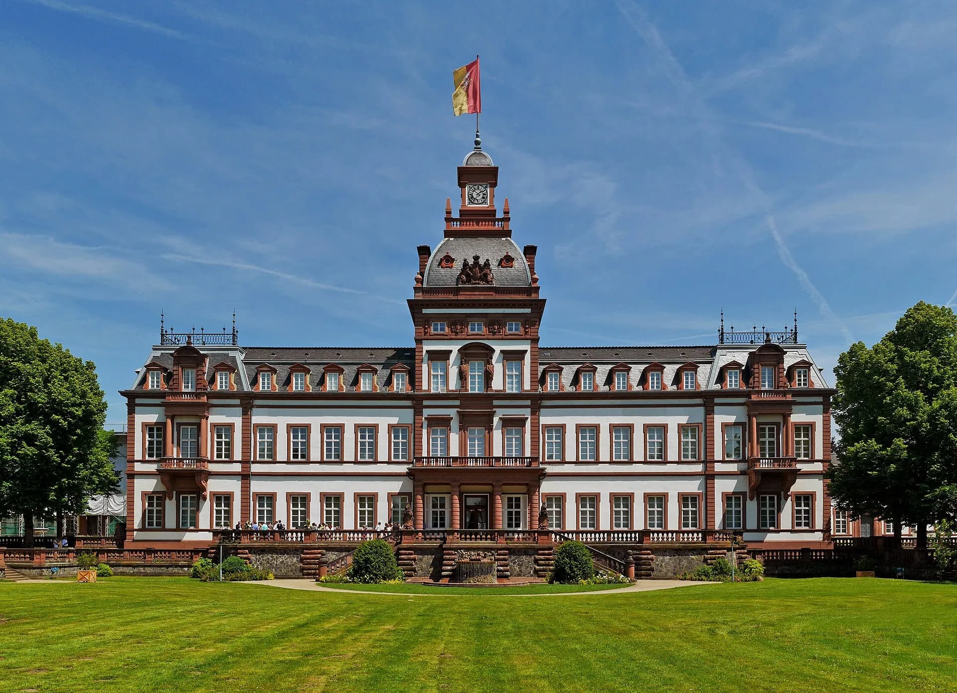 Gartenseite von Schloss Philippsruhe in Hanau-Kesselstadt