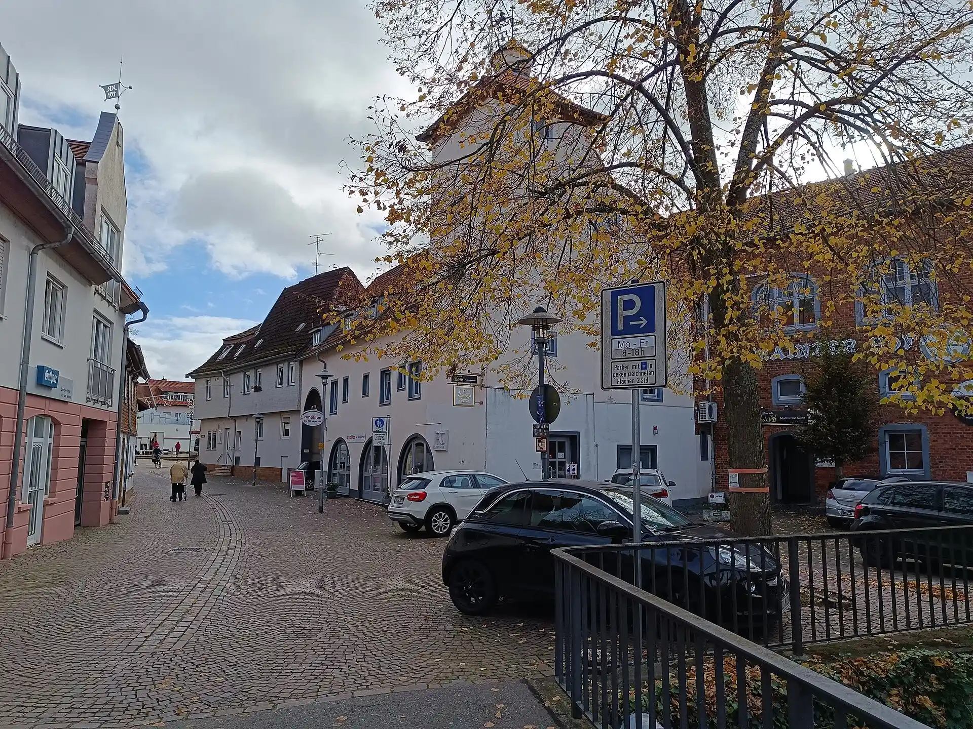 Blick in die Schlossgasse in Dieburg