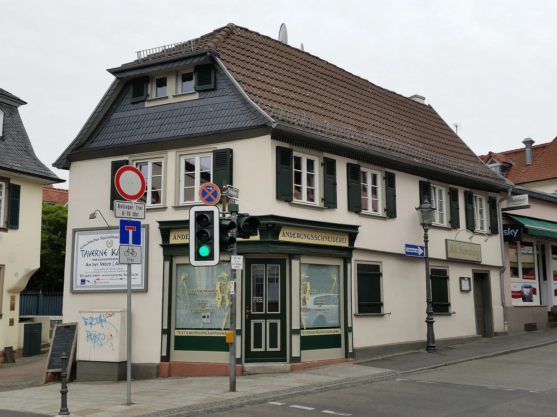Eckhaus mit Ladengeschäft am Schulberg in Bad Homburg