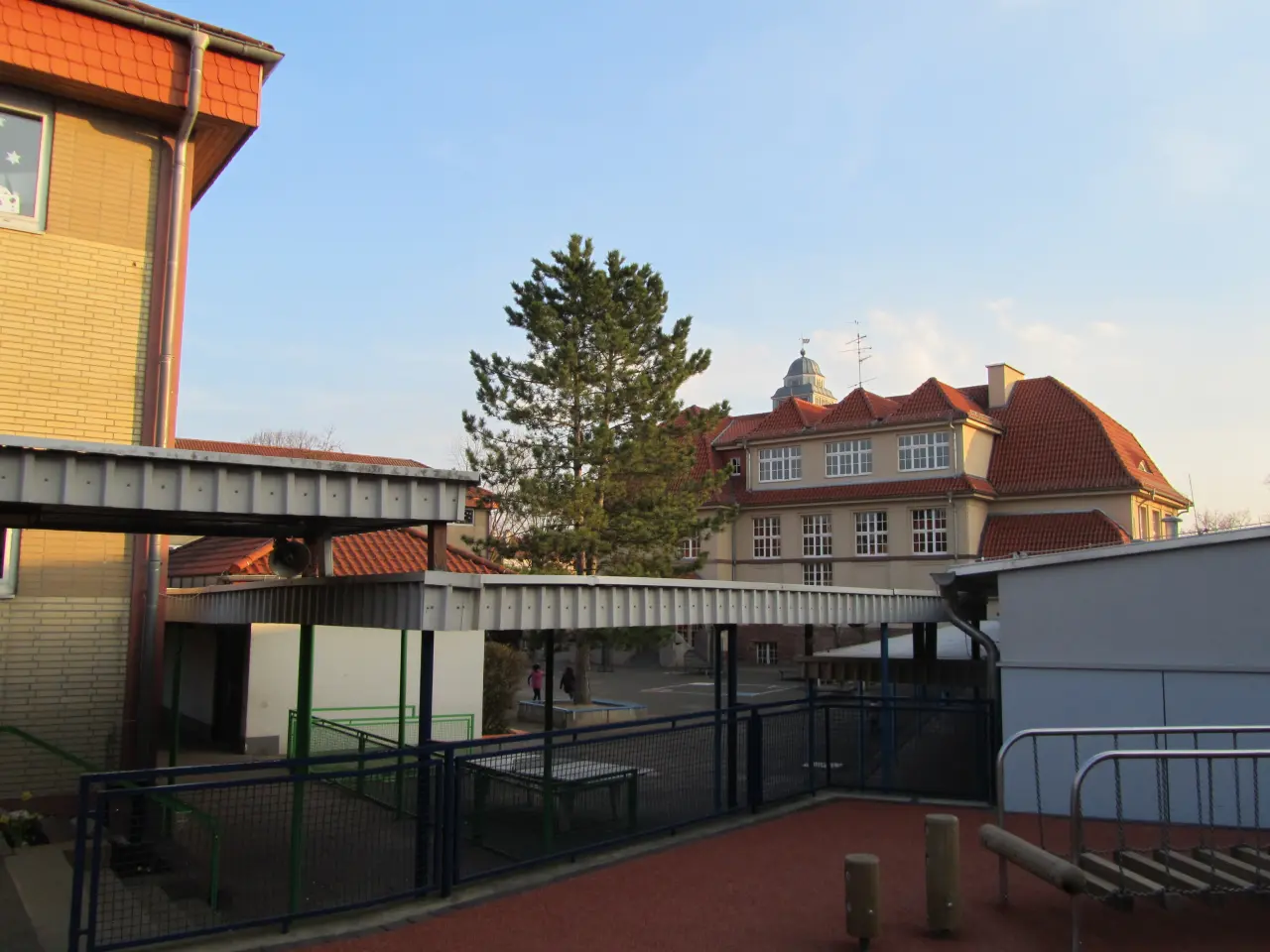 Schulgebäude in Bad Soden am Taunus