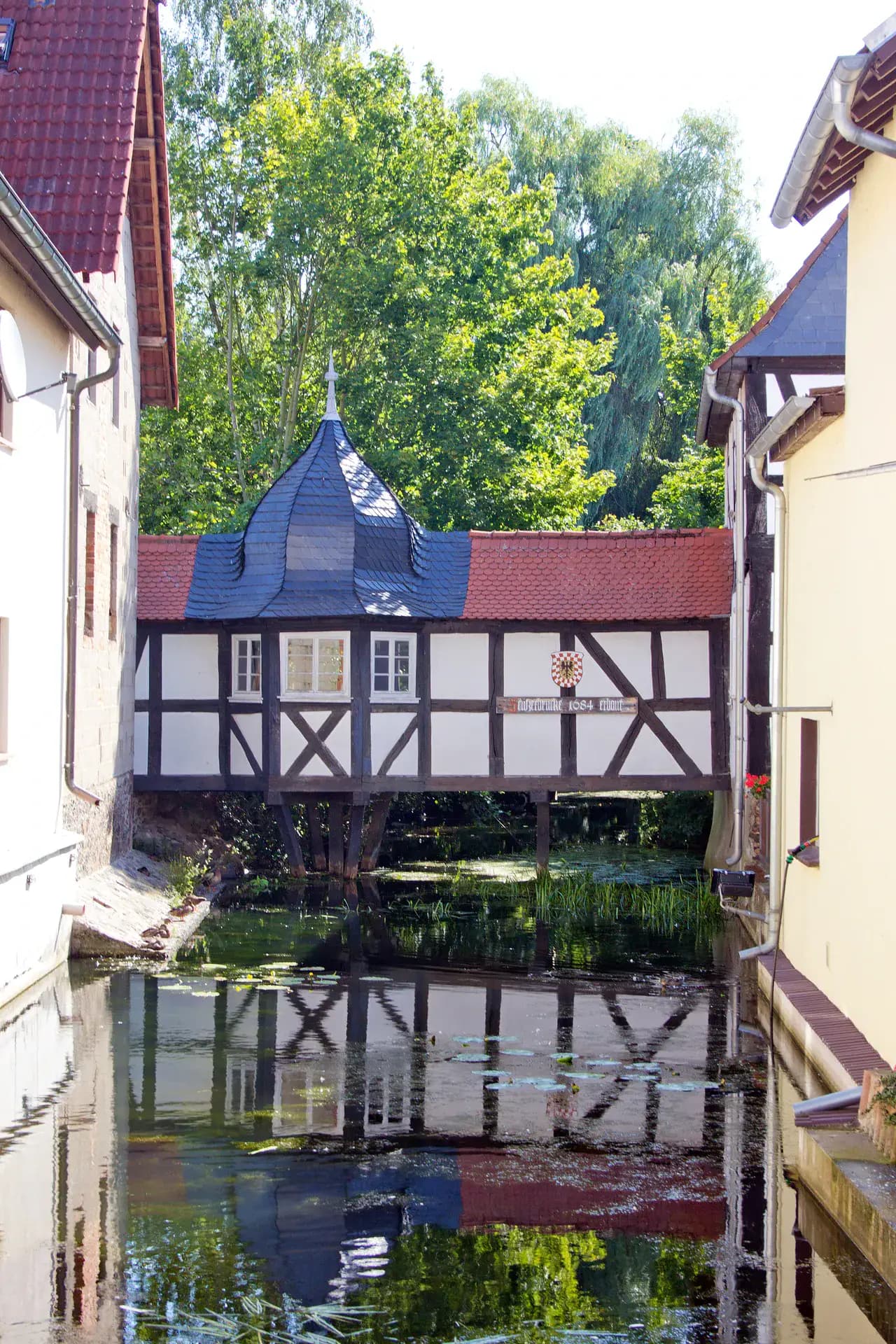 Seufzerbrücke über dem Mühlbach in Florstadt-Staden