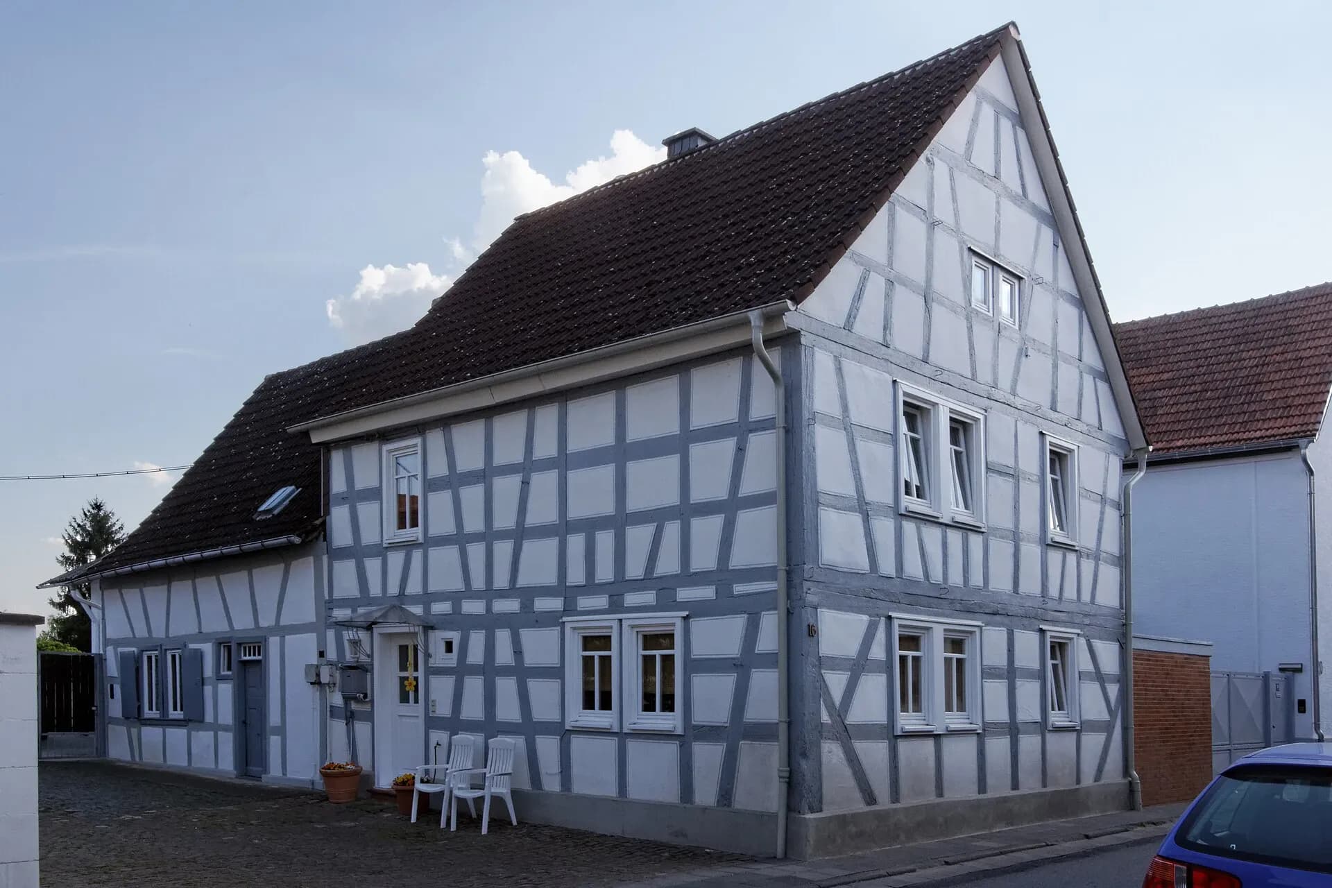 Fachwerkhaus in der Hergershäuser Straße 16 bis 18 in Babenhausen-Sickenhofen