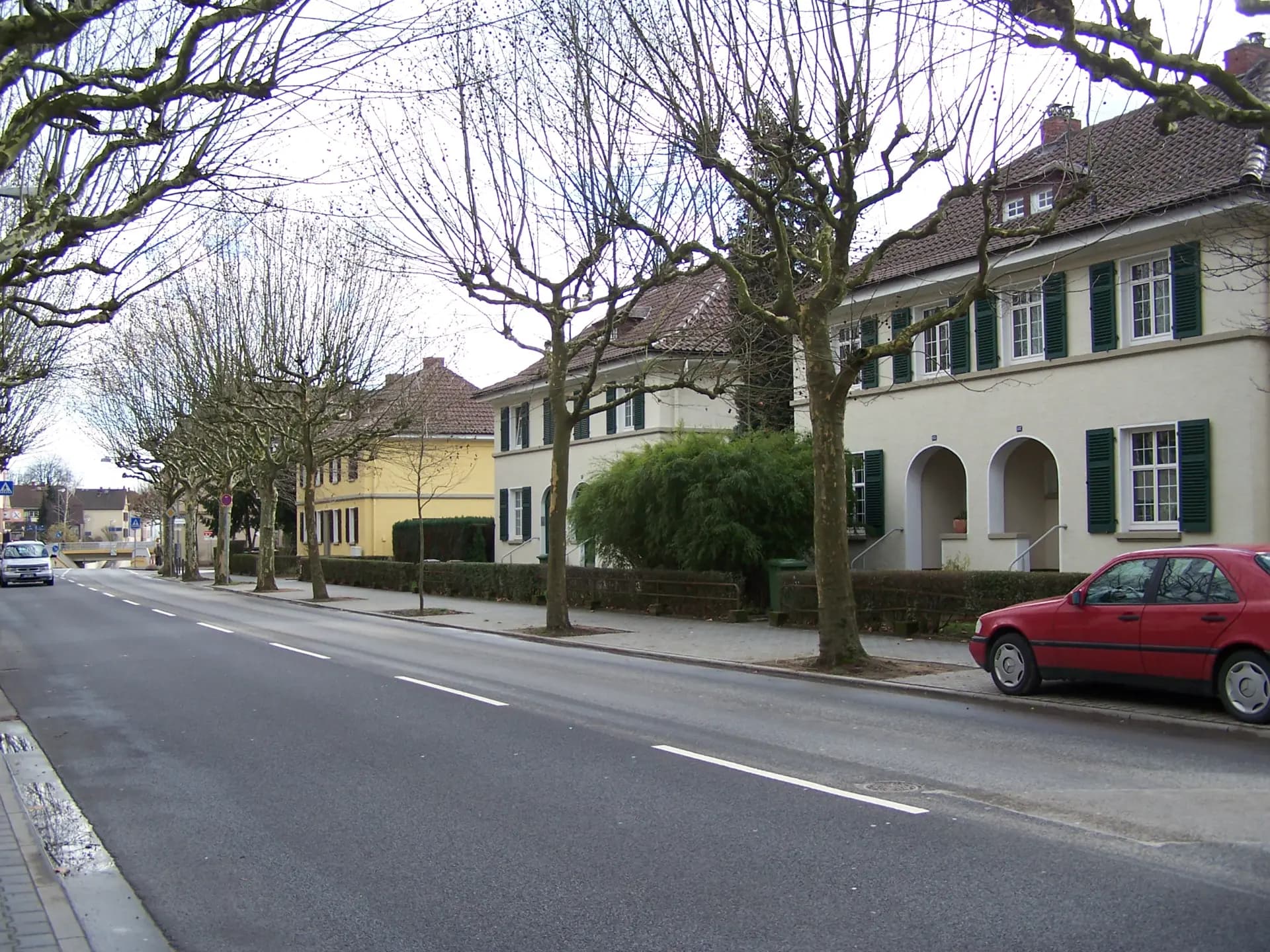 Nördliche Sindlinger Bahnstraße in Frankfurt Sindlingen