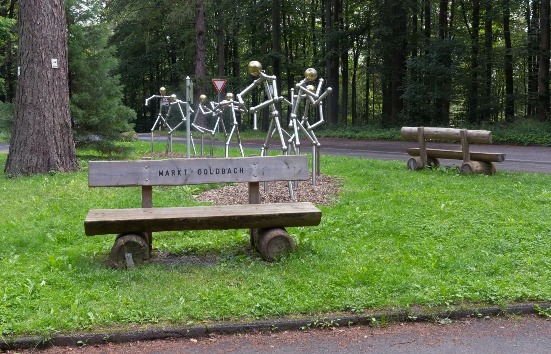 Skulptur zwischen Unterafferbach und Goldbach