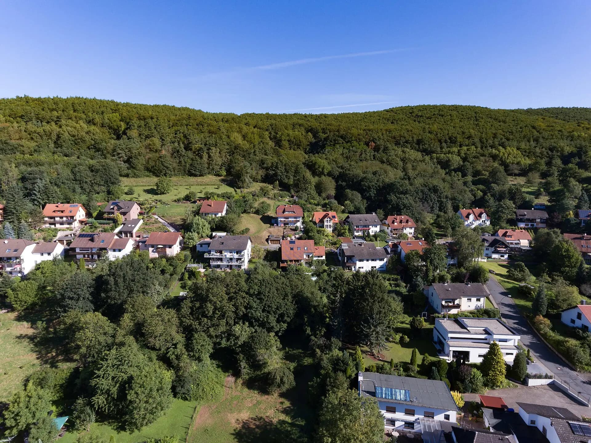 Blick über das Sodental im Ortsteil Soden in Sulzbach am Main