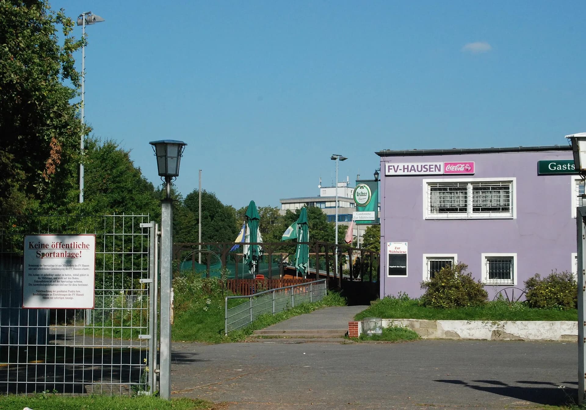 Sportgelände des FV Hausen in Frankfurt Hausen