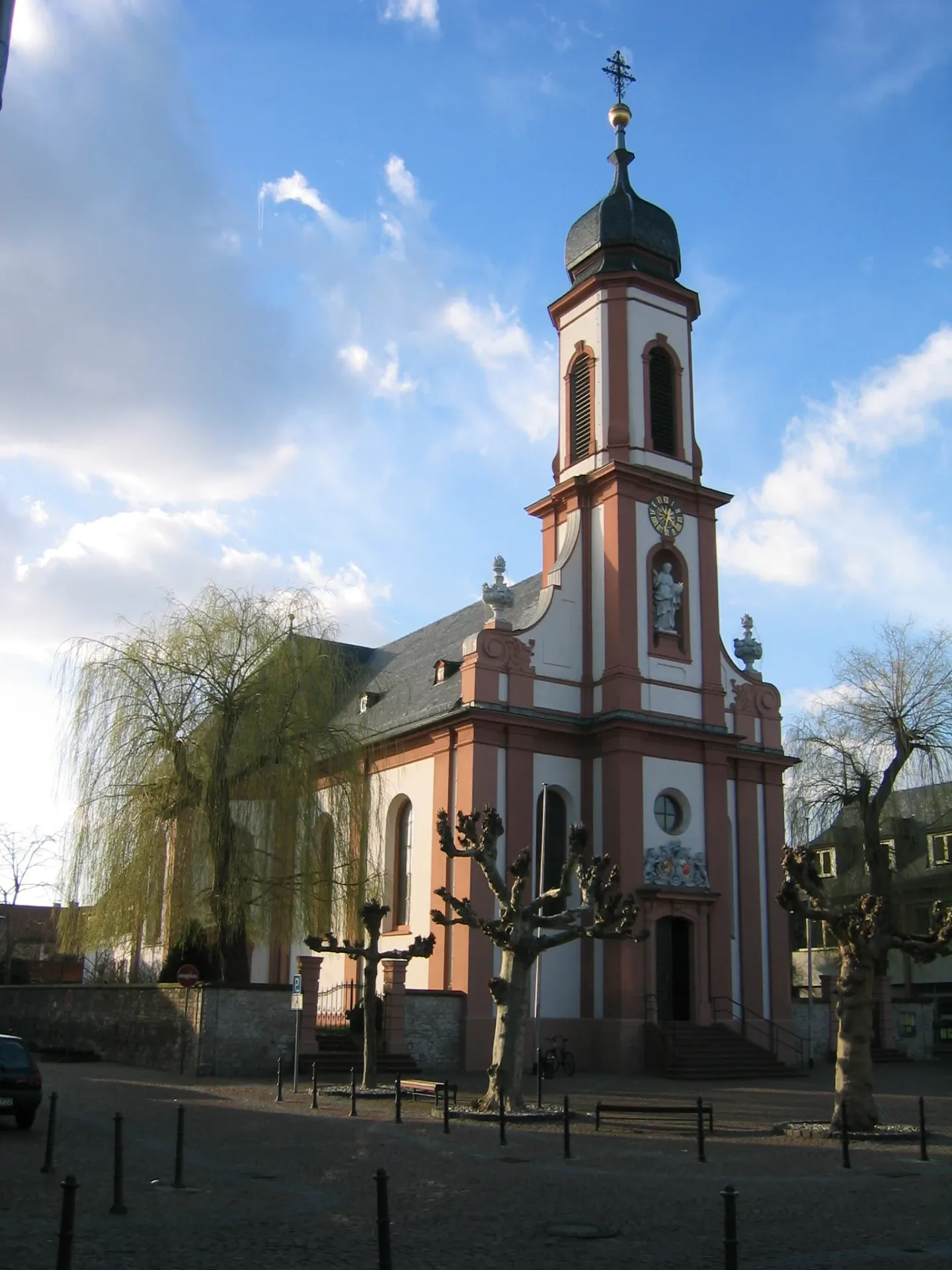Pfarrkirche St. Cäcilia in Heusenstamm