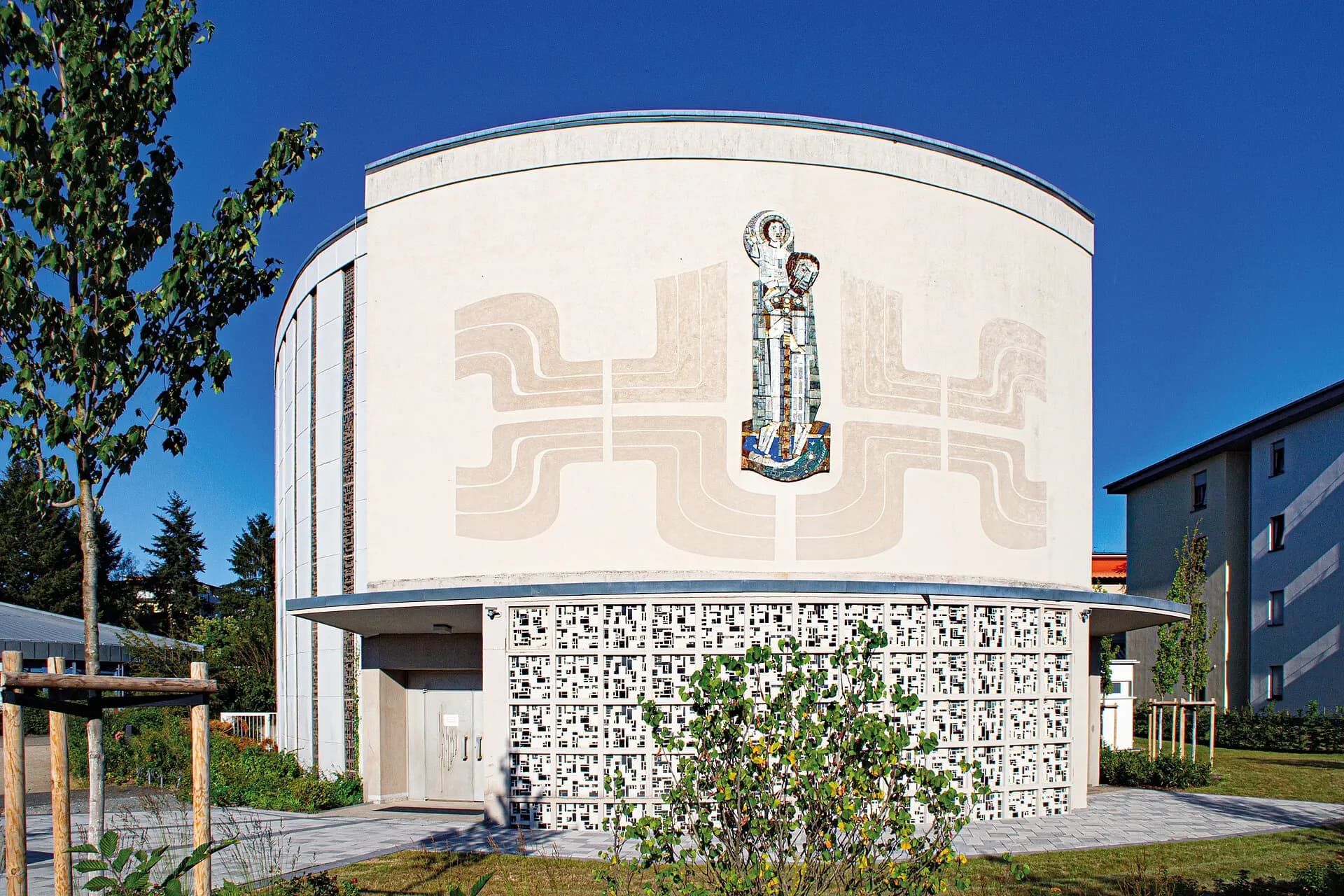 Katholische Kirche St. Christoph in Neu-Isenburg-Gravenbruch
