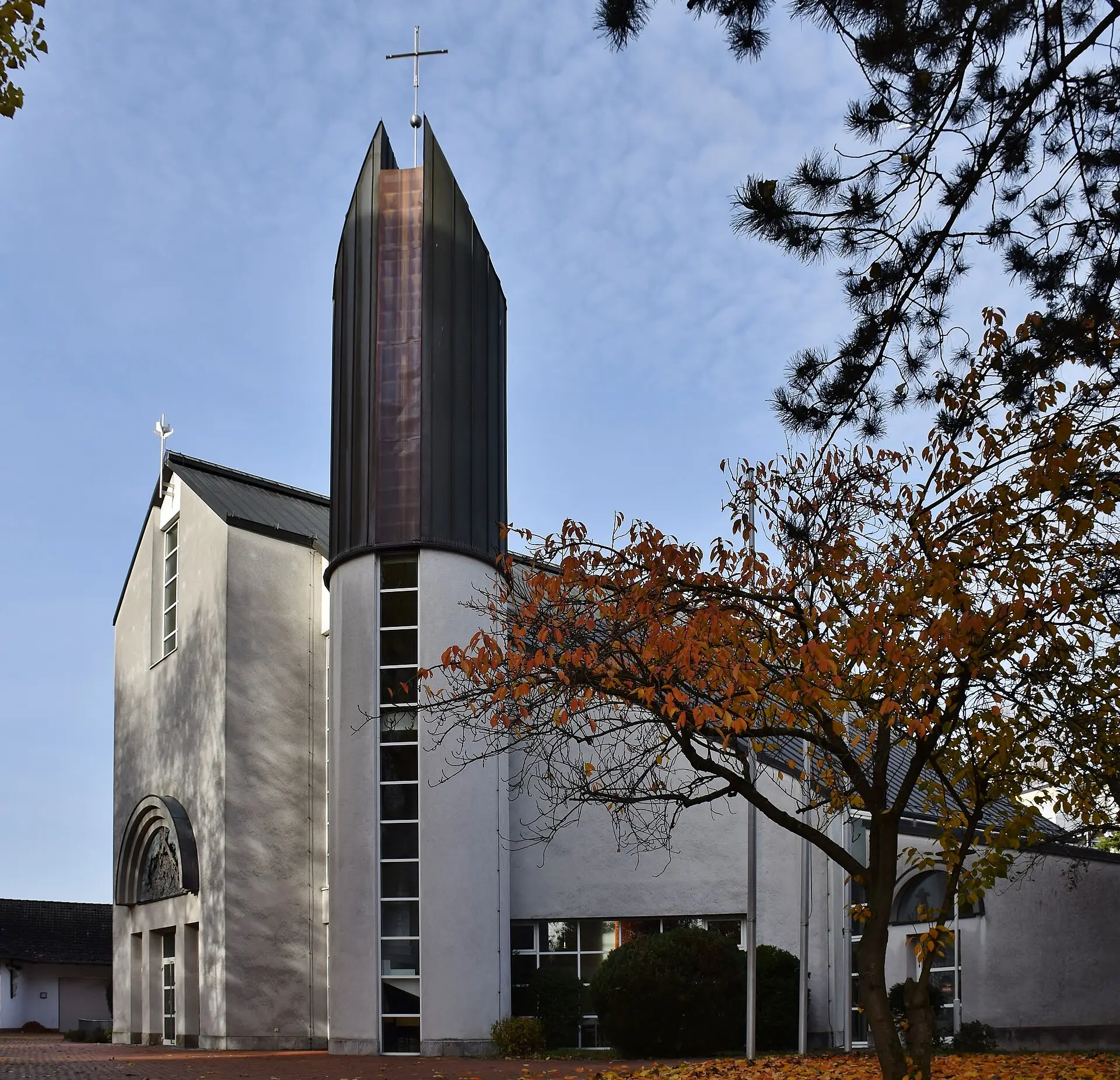 Kirche St. Elisabeth in Offenbach-Lauterborn