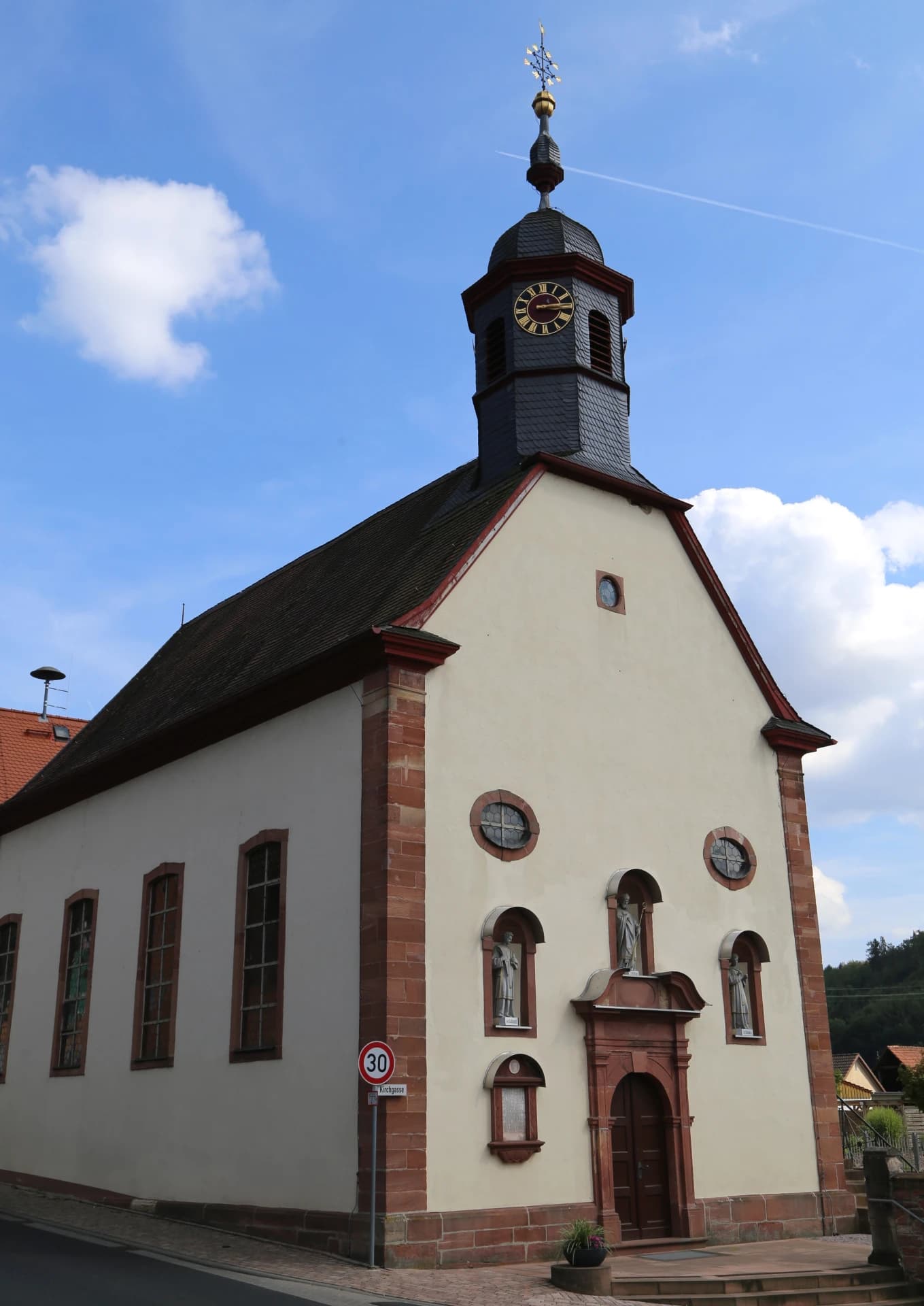 Katholische Kirche St. Johann Baptist im Elsenfelder Ortsteil Rück