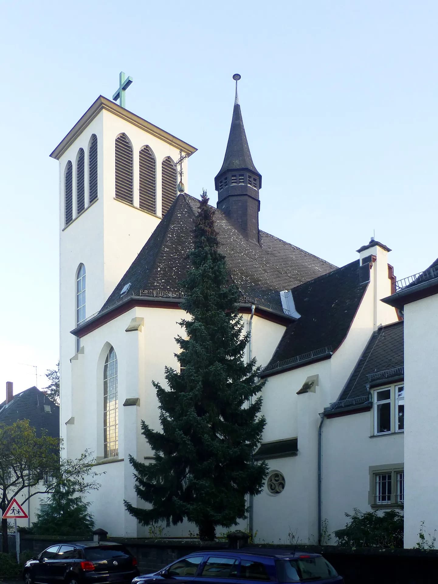 Katholische Kirche St. Josef in Darmstadt-Eberstadt