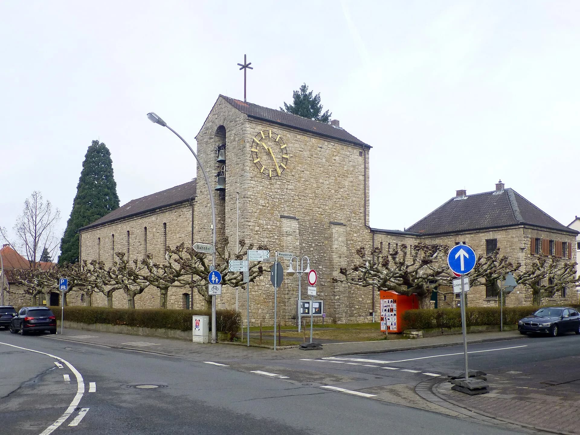 Katholische Kirche St. Laurentius in Dreieich-Sprendlingen