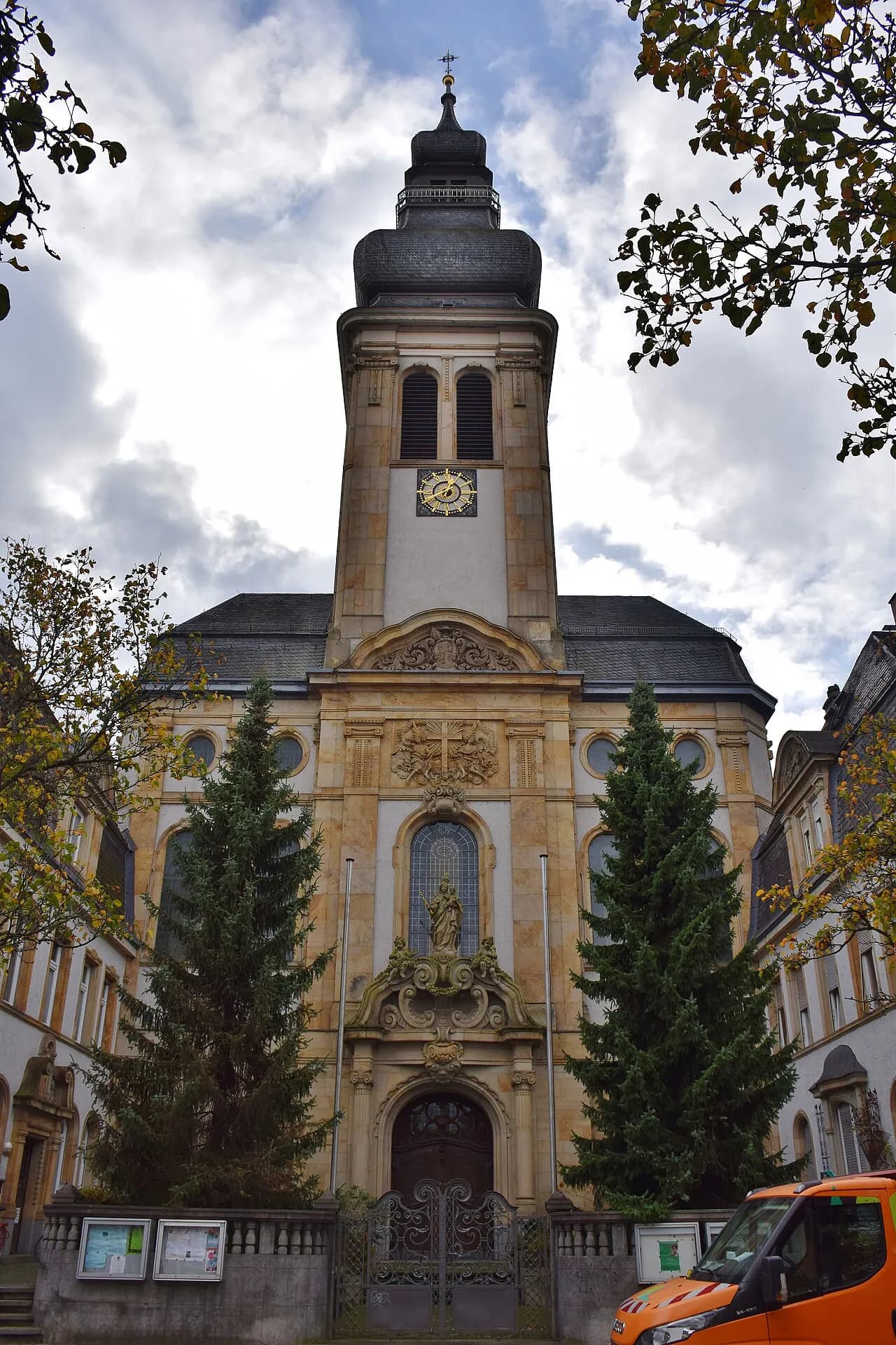 St. Marienkirche von Norden in Offenbach