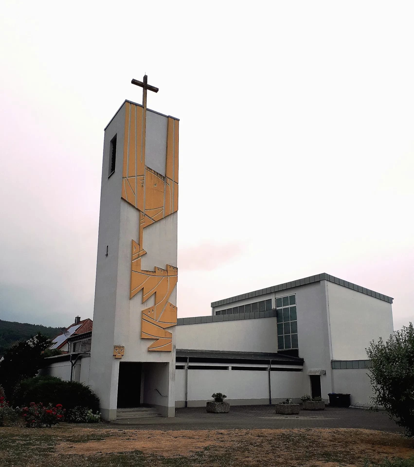 Katholische Kirche St. Michael in Ober-Rosbach, Rosbach vor der Höhe