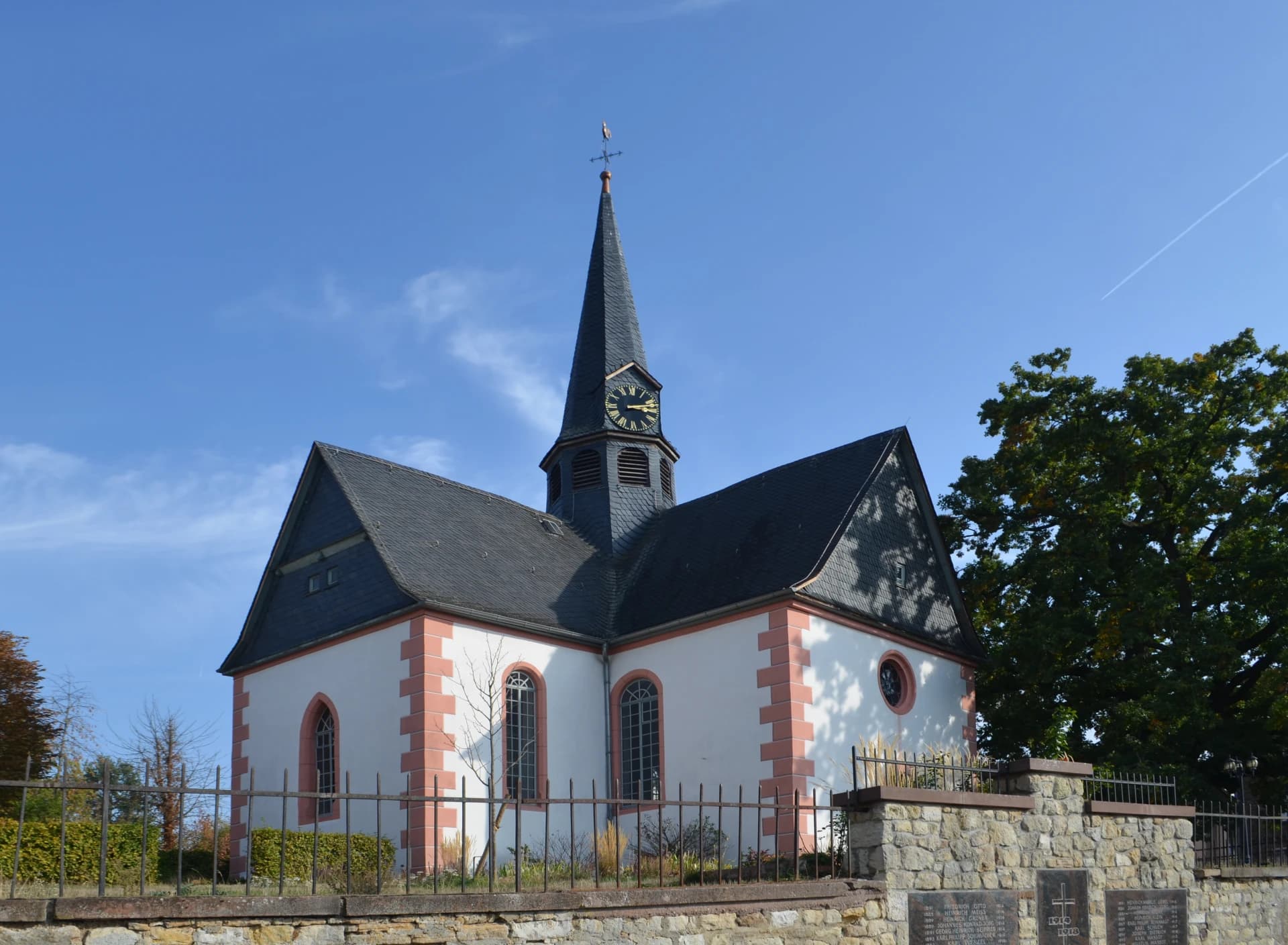 St.-Michaelis-Kirche in Klein-Karben, Karben