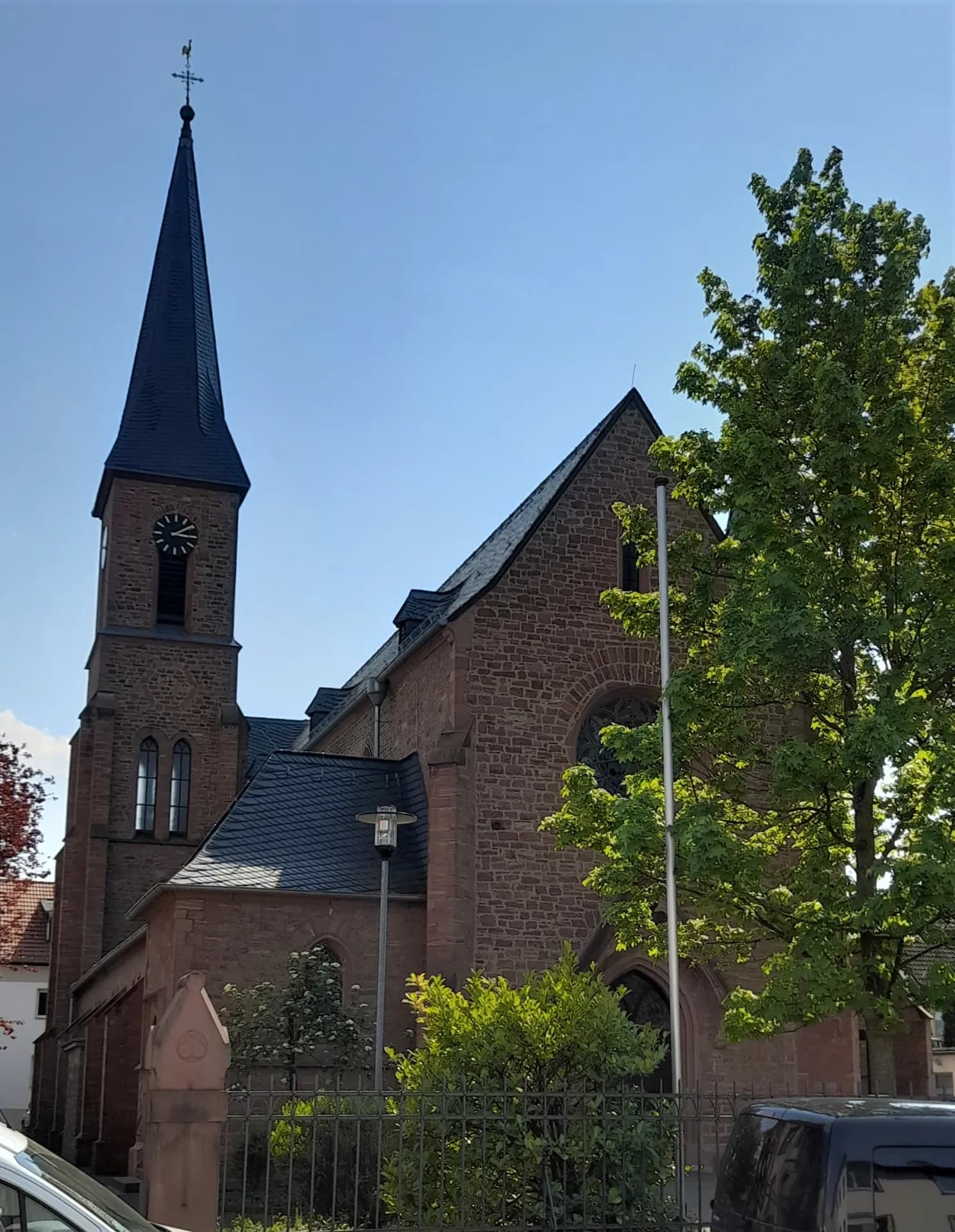 Katholische Kirche St. Sebastian in Dietesheim in Mühlheim am Main