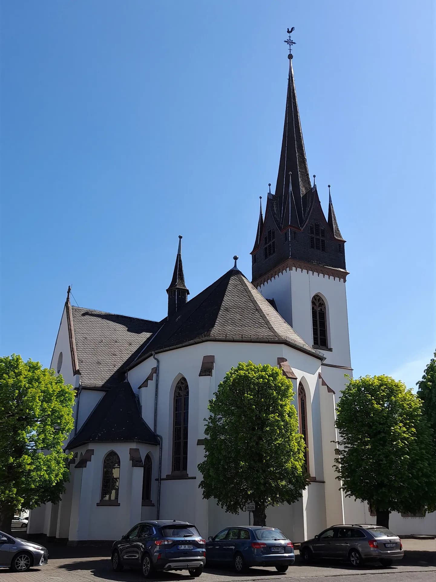 St. Wendelinus in Mainhausen-Zellhausen von Südwesten