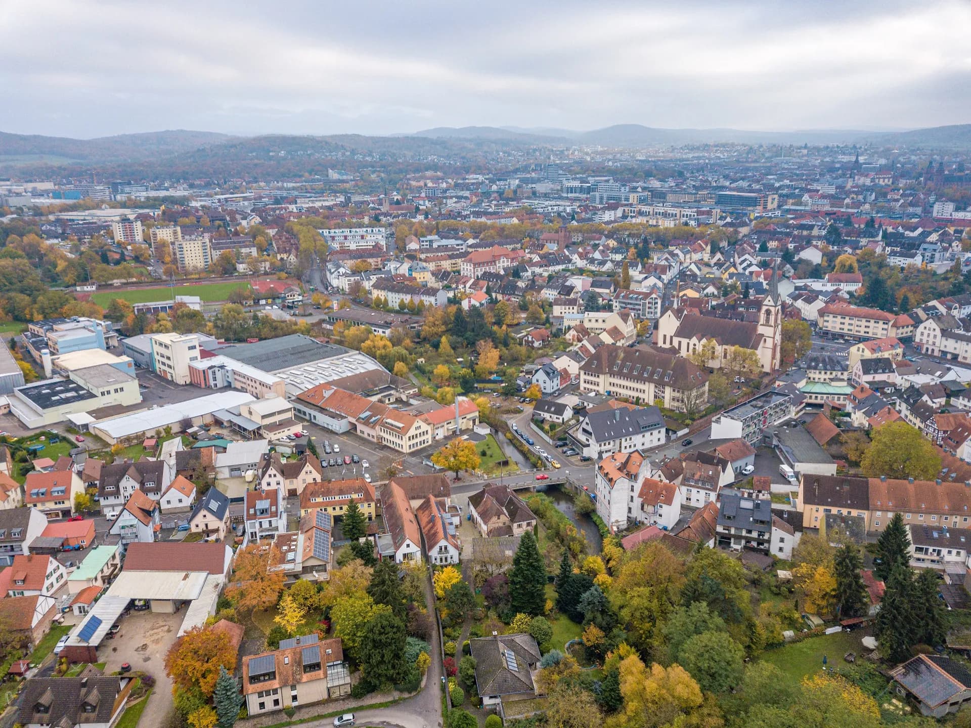 Stadtansicht Aschaffenburg mit Stiftskirche