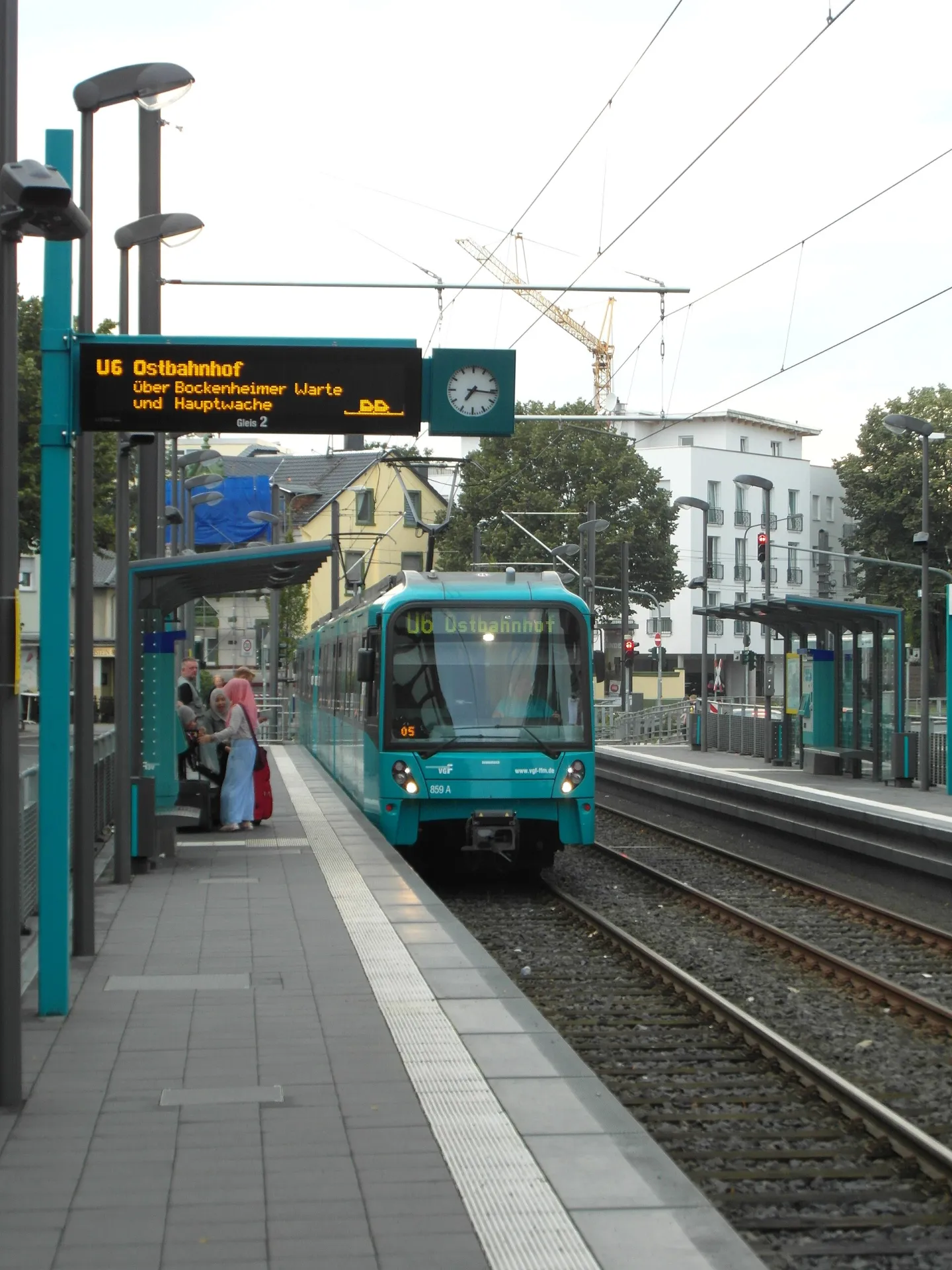 Stadtbahnstation Fischstein in Frankfurt