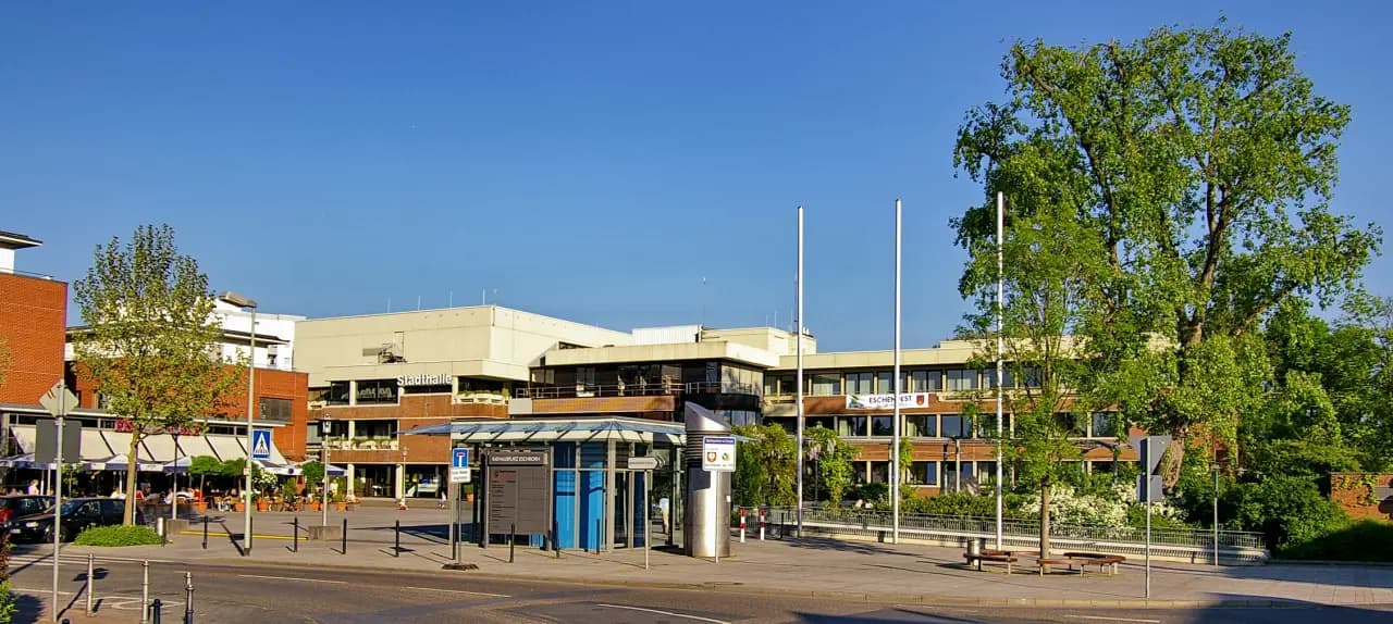 Stadthalle und Rathaus Eschborn