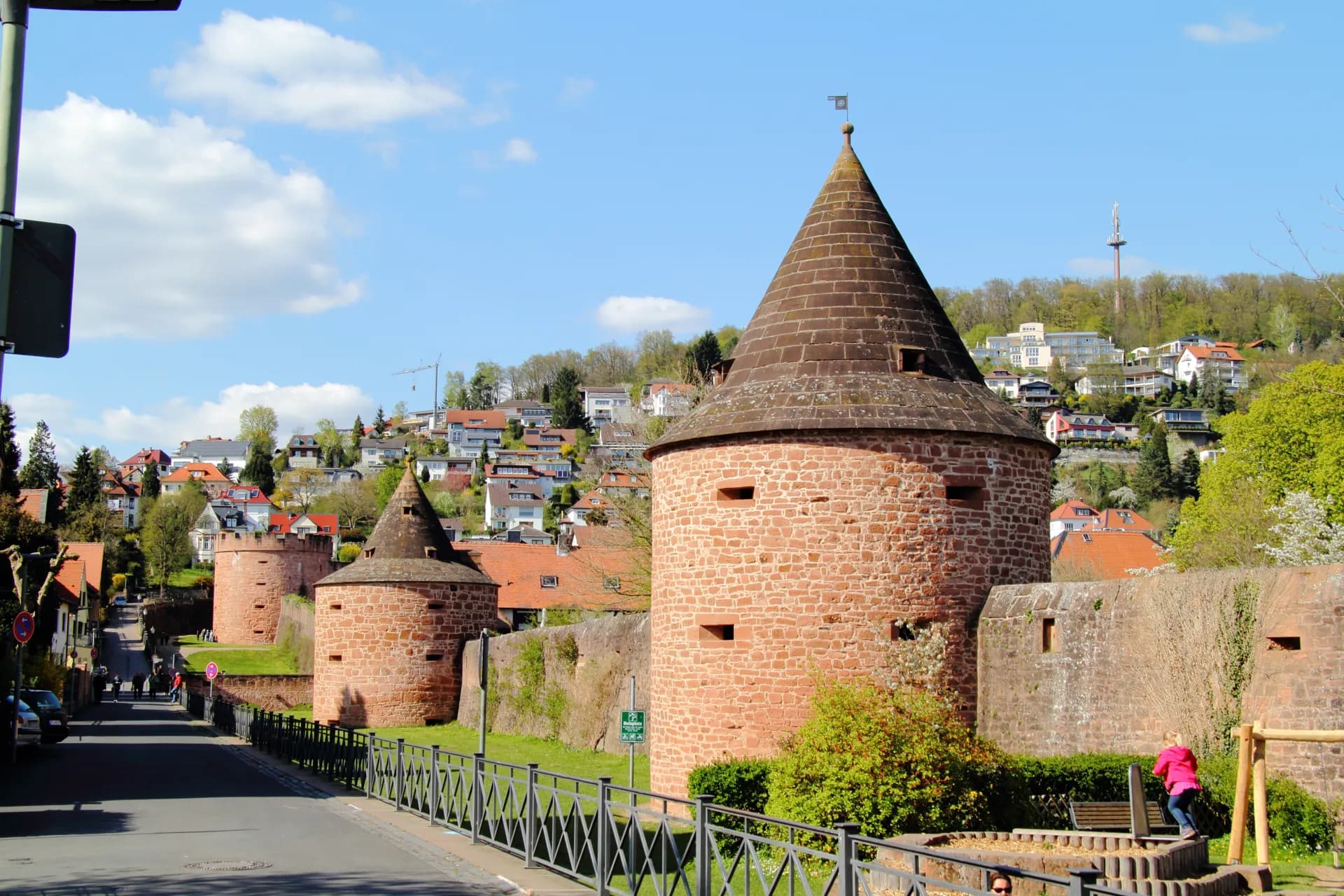 Stadtmauer mit Wehrtürmen in Büdingen