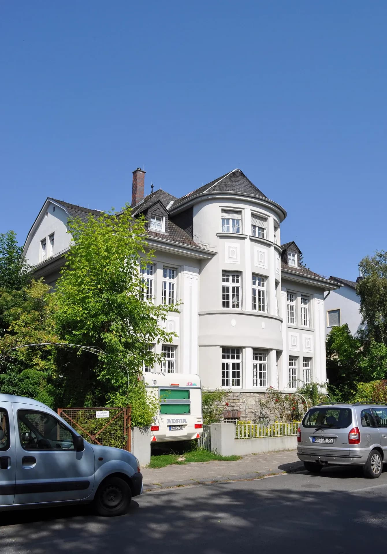 Stadtvilla mit Erker in der Oberen Brendelstraße 45 in Bad Homburg-Kirdorf