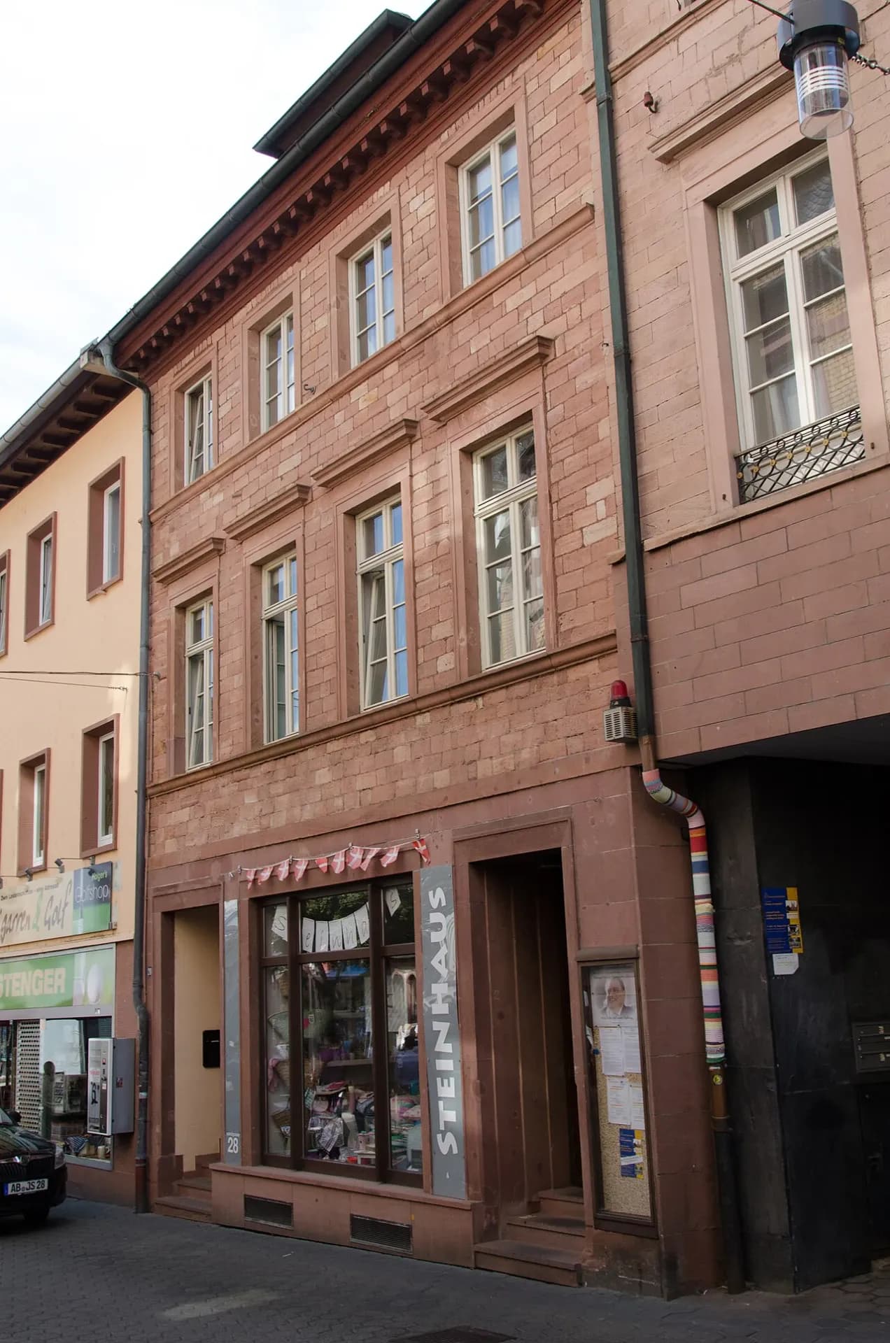 Rotes Sandsteinhaus in der Steingasse 26 in Aschaffenburg