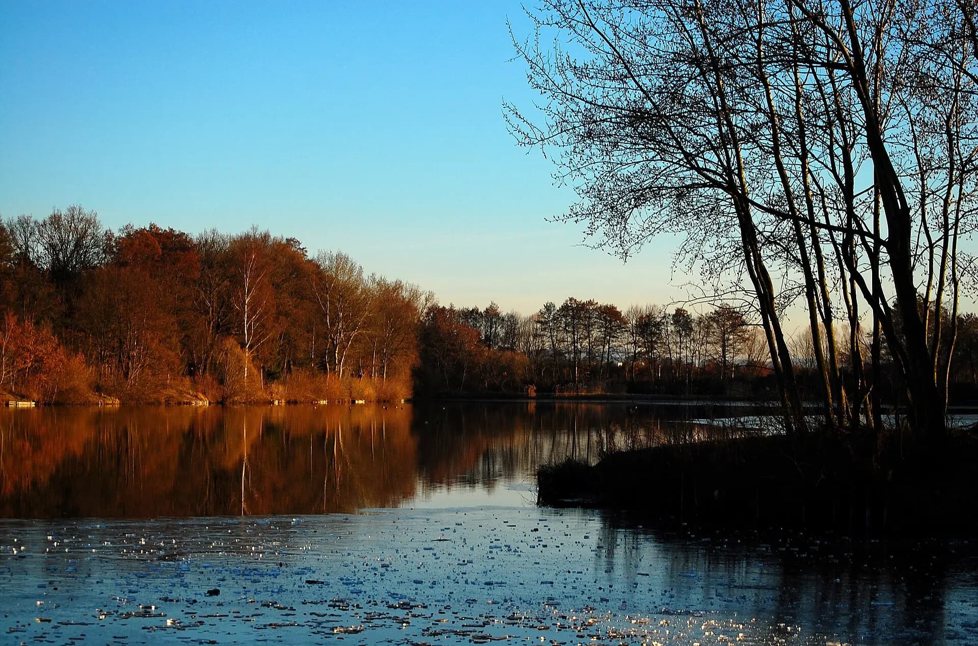 Steinrodsee im Abendlicht bei Weiterstadt