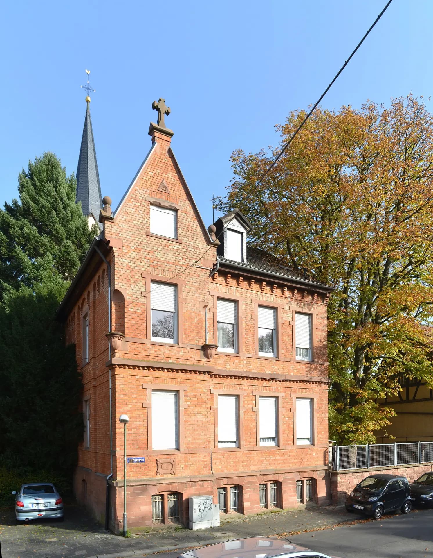 Backsteinhaus an der Stiftstraße in Offenbach-Bürgel