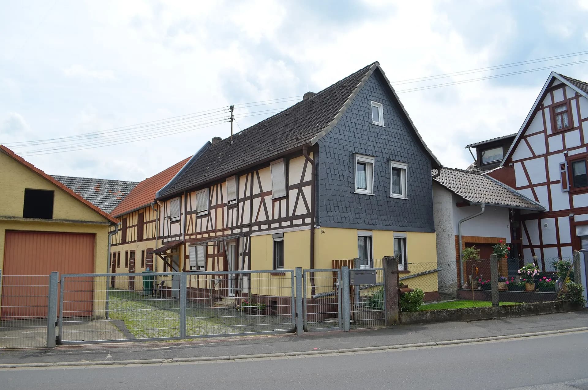Straßenzug der Hanauer Straße in Florstadt-Stammheim